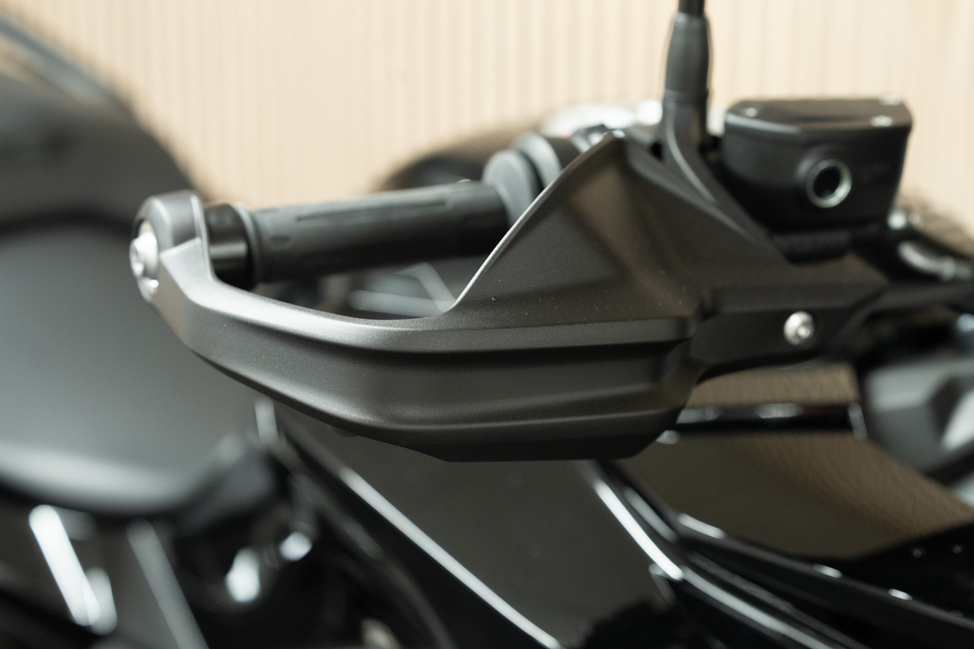 BMW S 1000 XR mit 0.9% Leasing-image-8