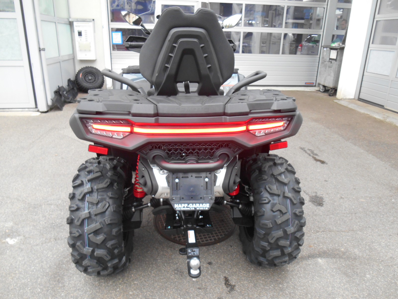 CF MOTO Premium mit Scheibe-image-4