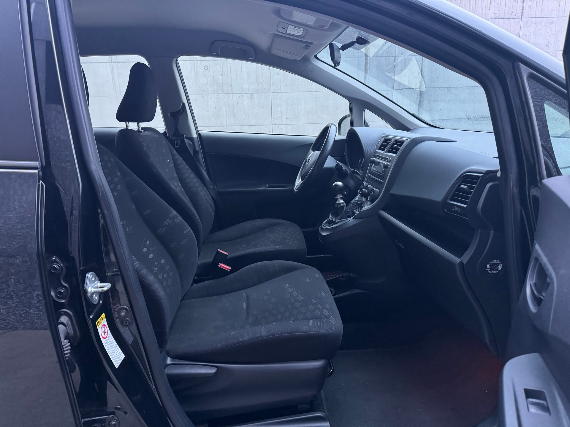 SUBARU Trezia 1.3i Swiss-image-9