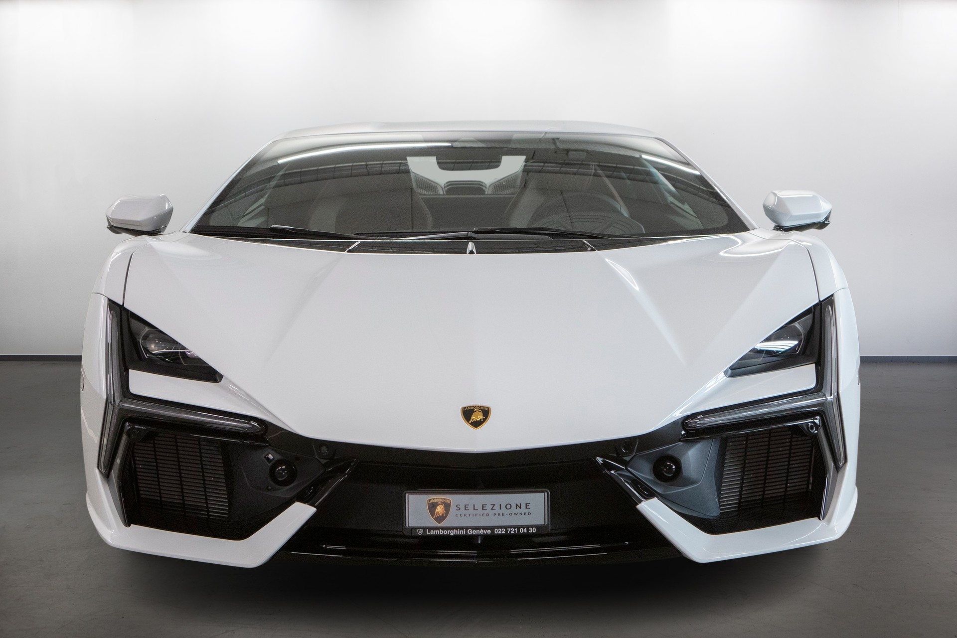 LAMBORGHINI Revuelto-image-4