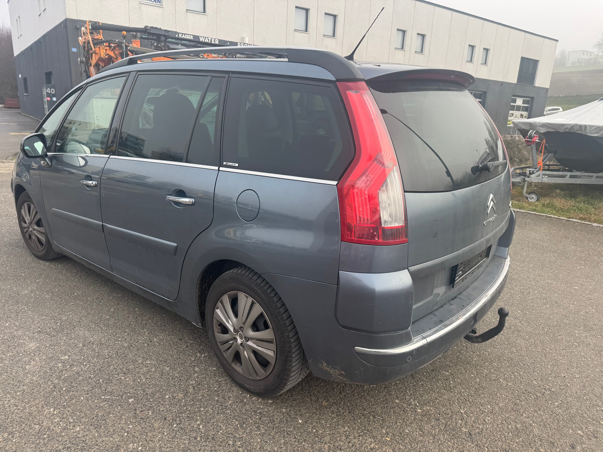 CITROEN Grand C4 Picasso 1.6i 16V Turbo Exclusive BMP6-image-9