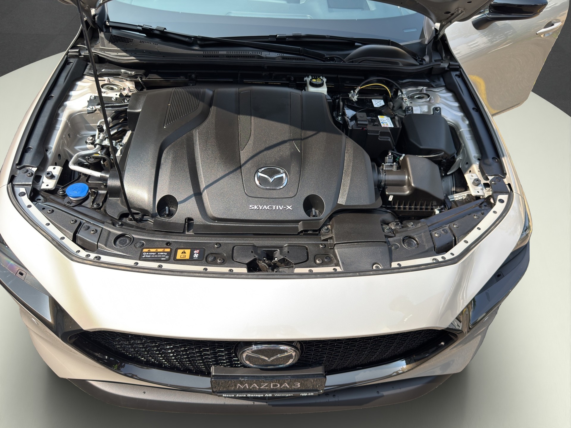 MAZDA 3 Hatchback SKYACTIV-X MHybrid 186 Homura AWD Automat-image-21