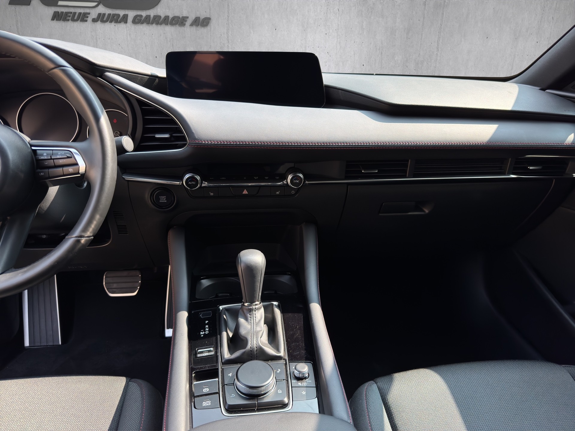 MAZDA 3 Hatchback SKYACTIV-X MHybrid 186 Homura AWD Automat-image-13