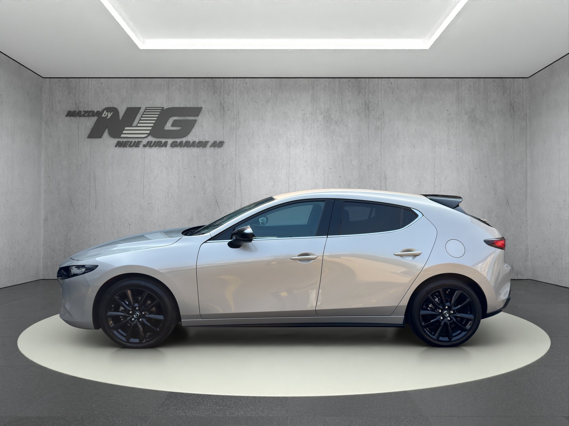 MAZDA 3 Hatchback SKYACTIV-X MHybrid 186 Homura AWD Automat-showroom-element-3