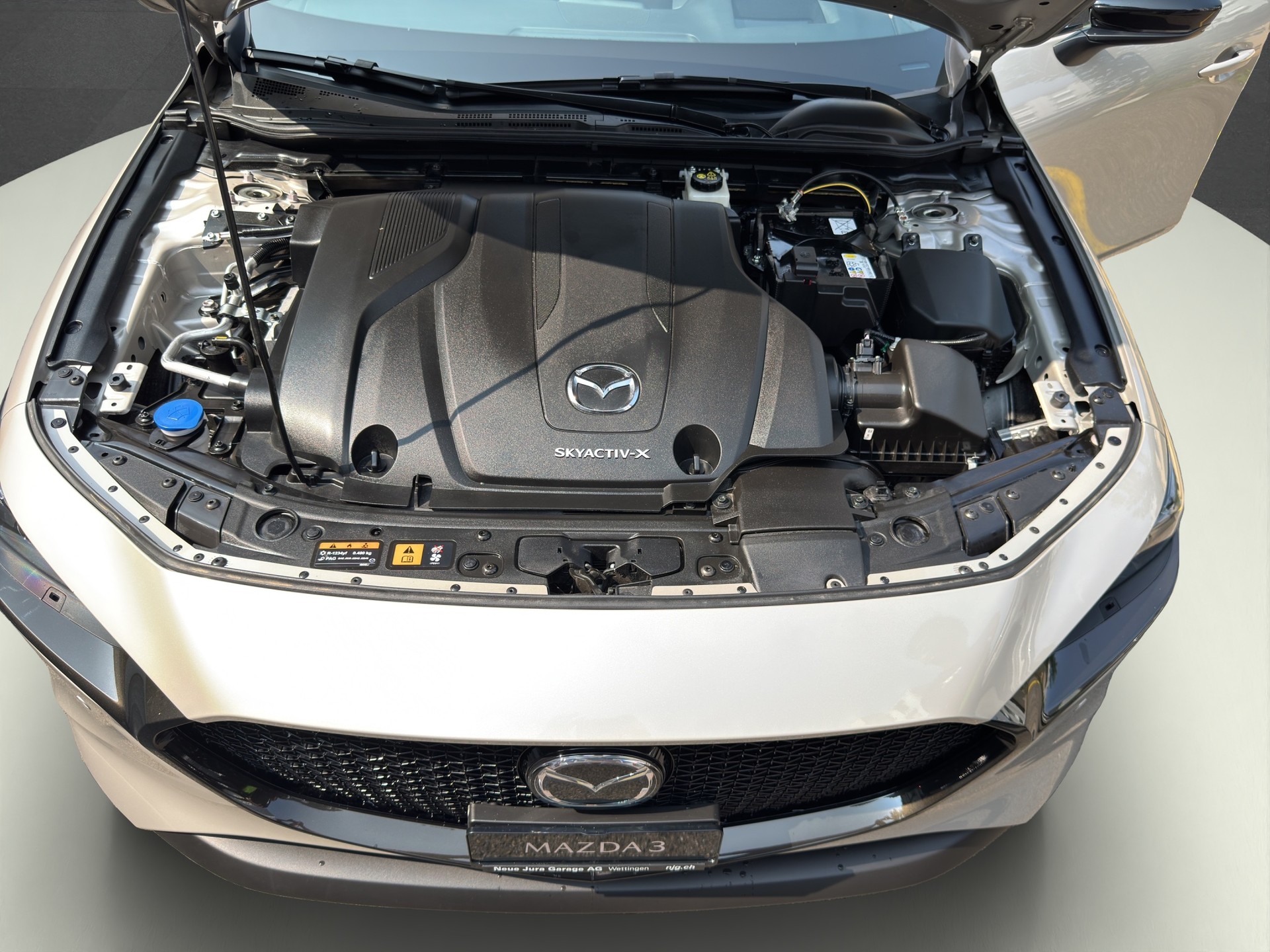 MAZDA 3 Hatchback SKYACTIV-X MHybrid 186 Homura AWD Automat-image-18