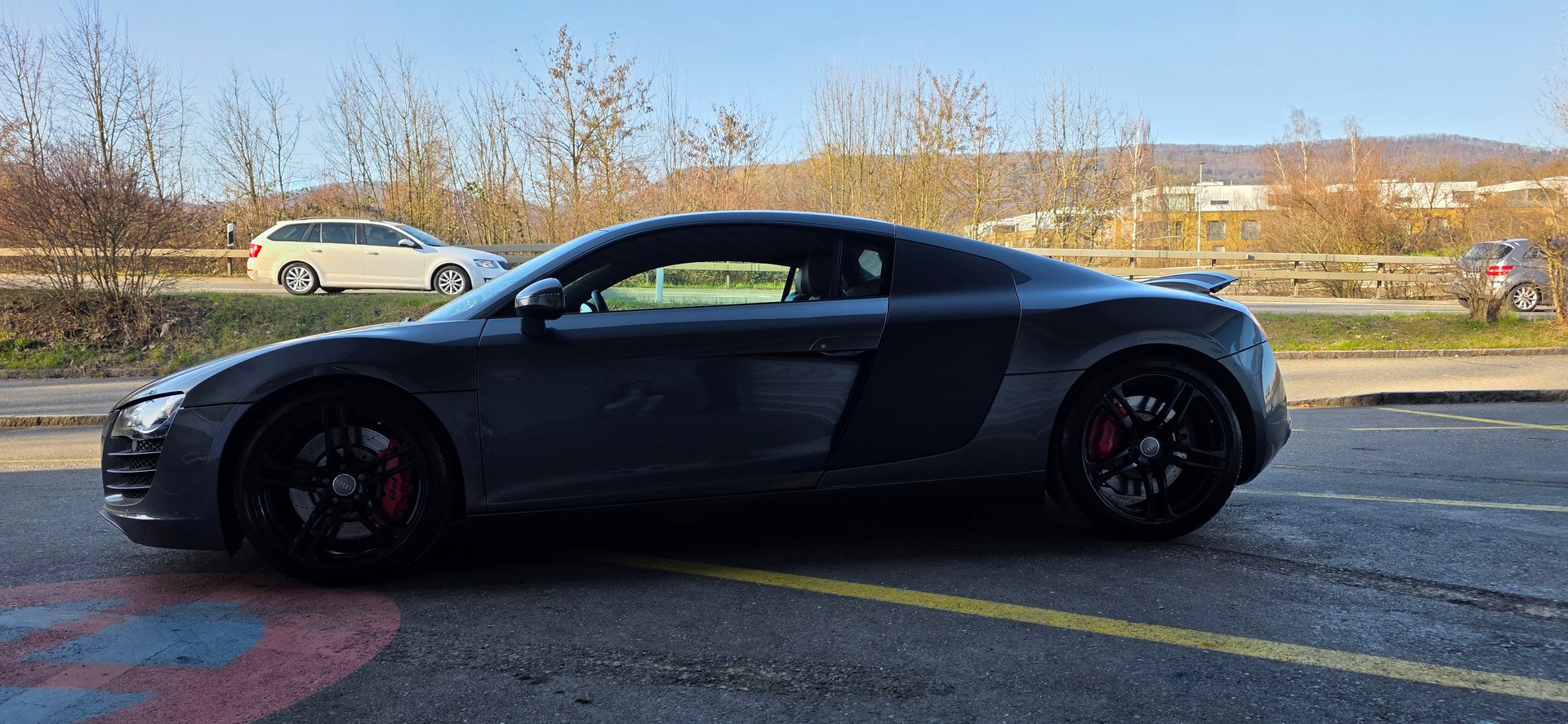AUDI R8 Coupé 4.2-image-4