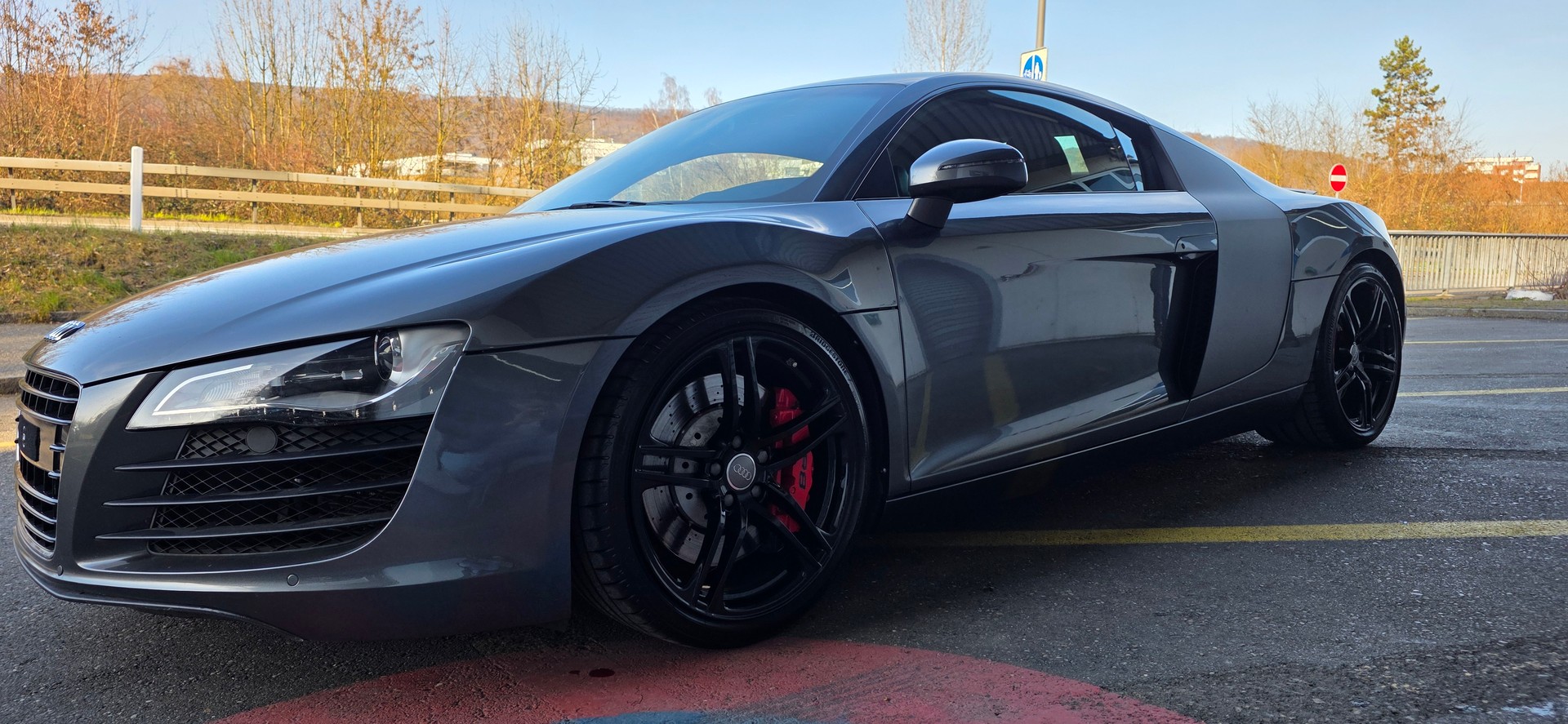 AUDI R8 Coupé 4.2-image-3