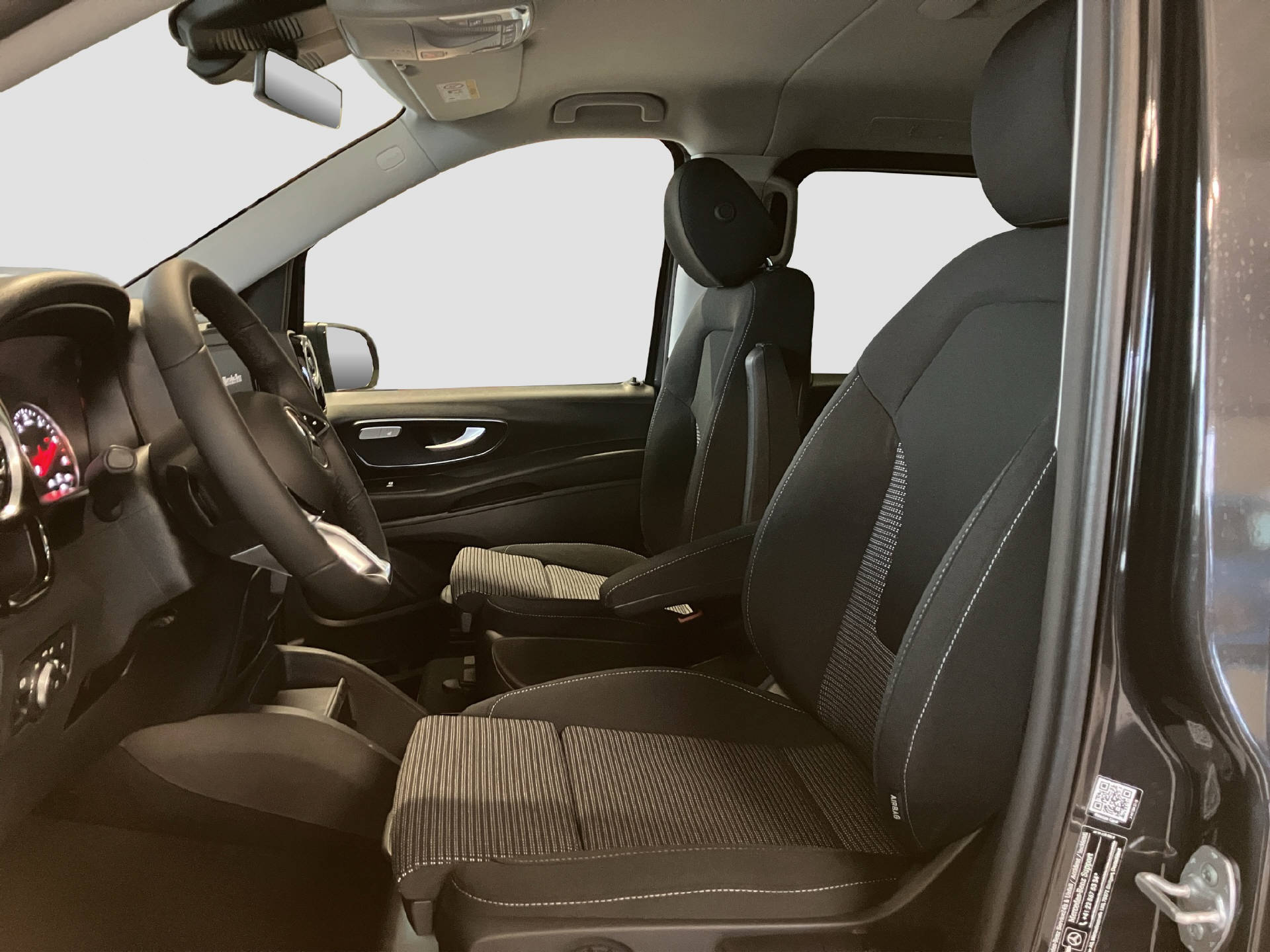 MERCEDES-BENZ Vito 116 CDI Tourer Family L 4MATIC-image-6