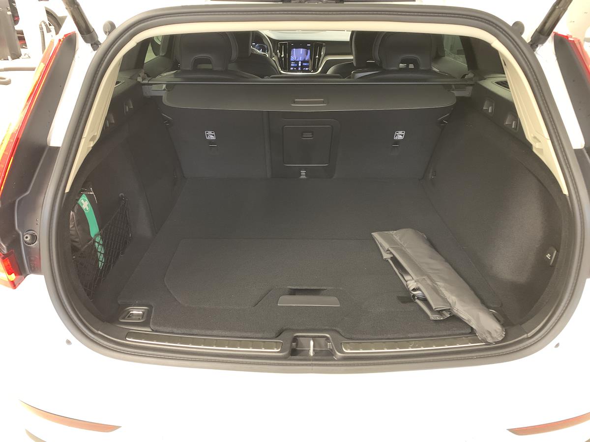VOLVO V60 T6 eAWD Twin Engine Business Geartronic-image-12