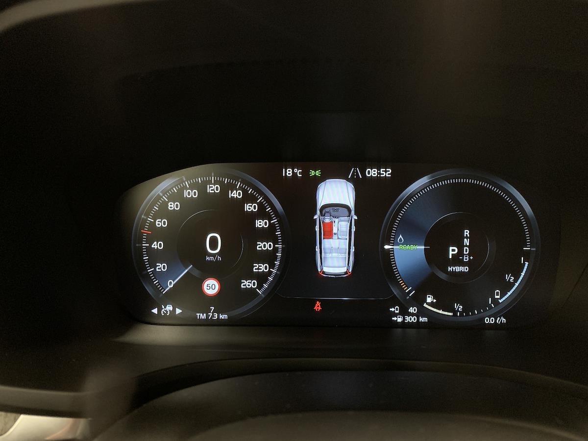 VOLVO V60 T6 eAWD Twin Engine Business Geartronic-image-10