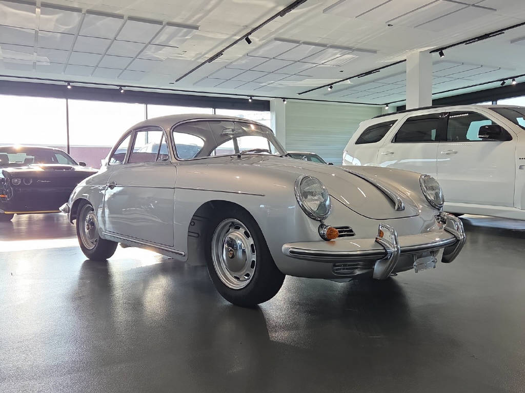 PORSCHE 356 SC-image-1