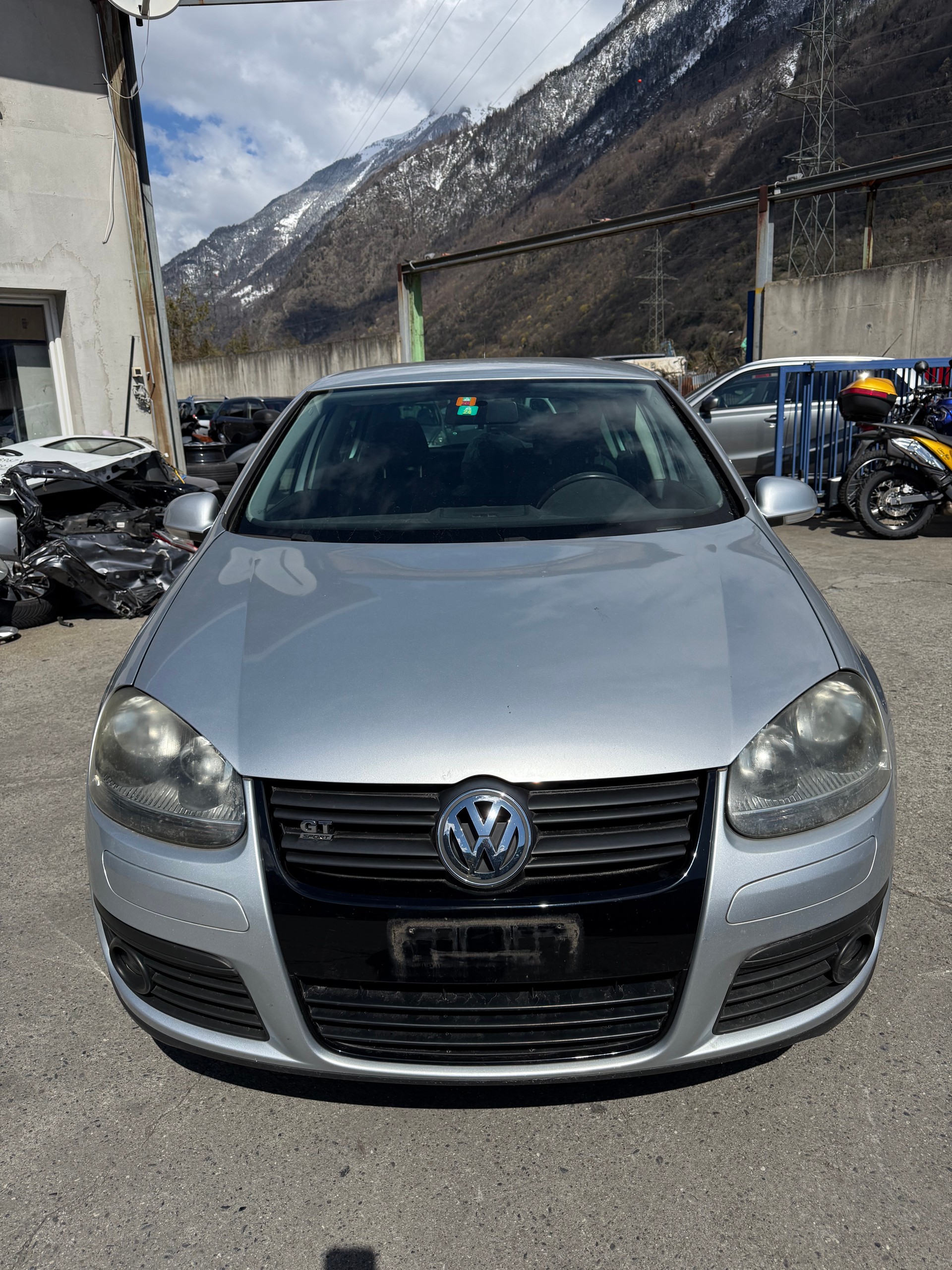 VW Golf 1.4 TSI GT Sport-image-2