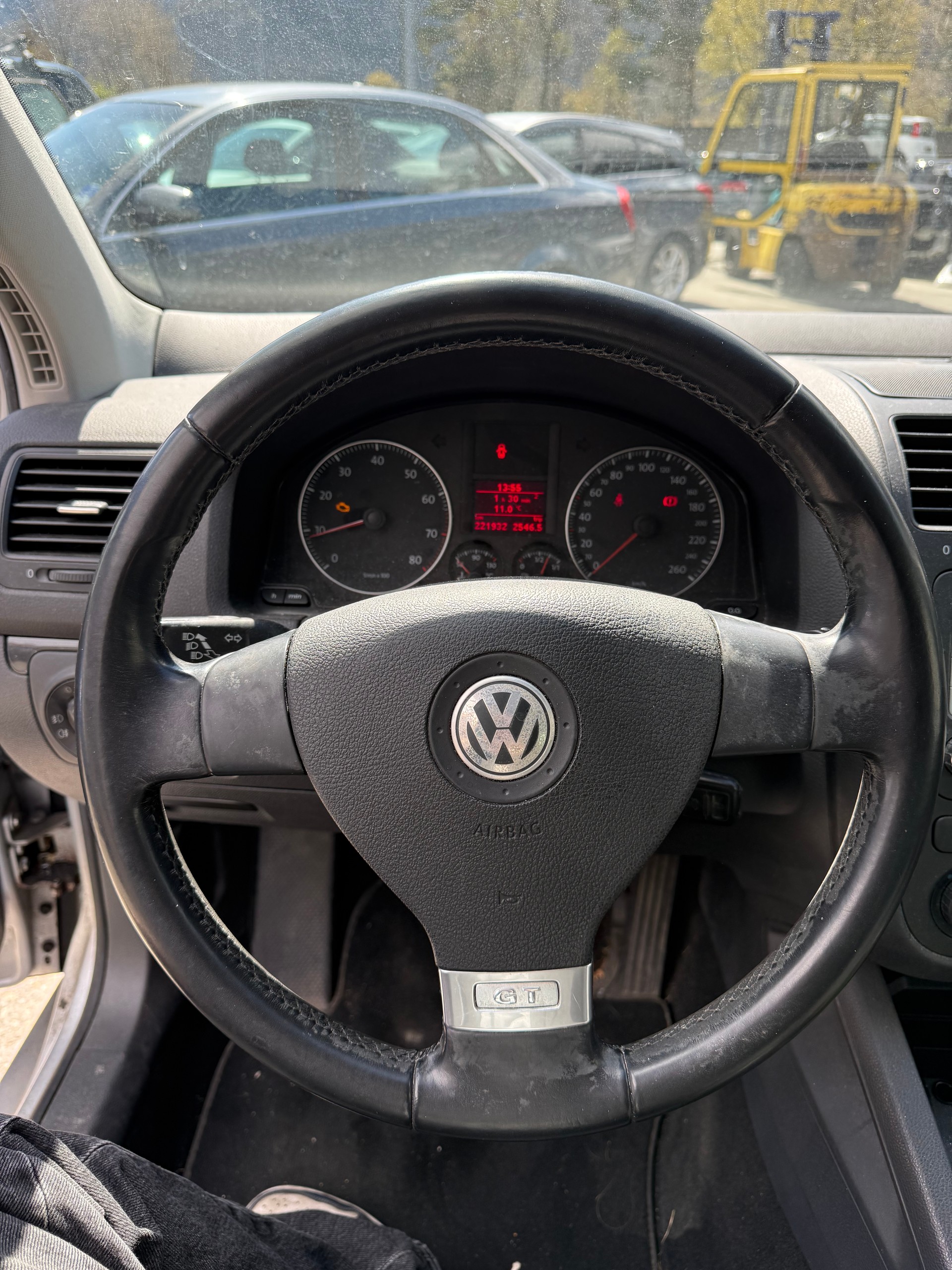 VW Golf 1.4 TSI GT Sport-image-11