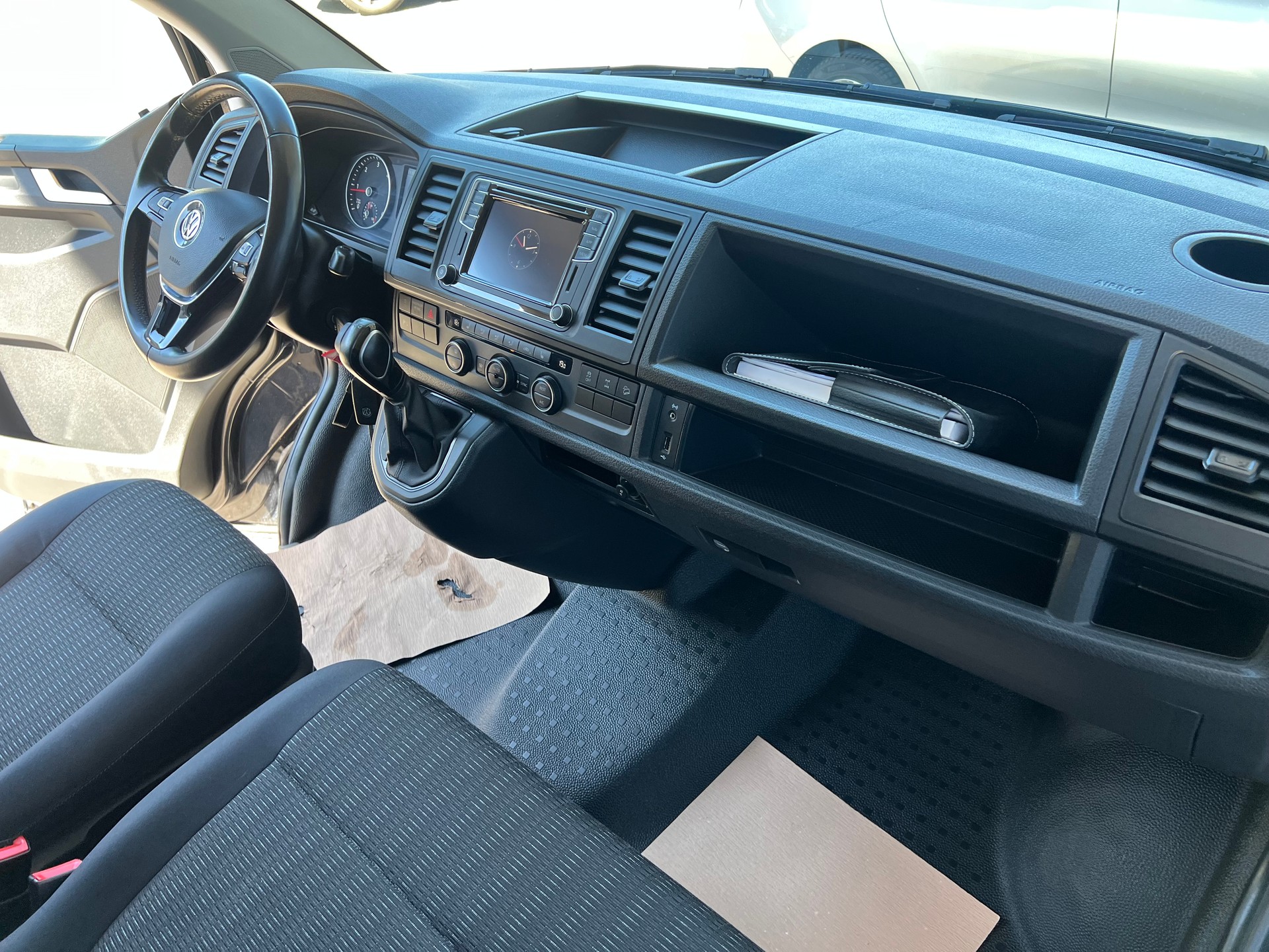 VW T6 Caravelle 2.0 TDI PS 150 4x4 DSG Langversion ** 9 Sitze * AHK 2500kg. * Navi * ab MFK * 1 Jahr Garantie möglich **-image-15