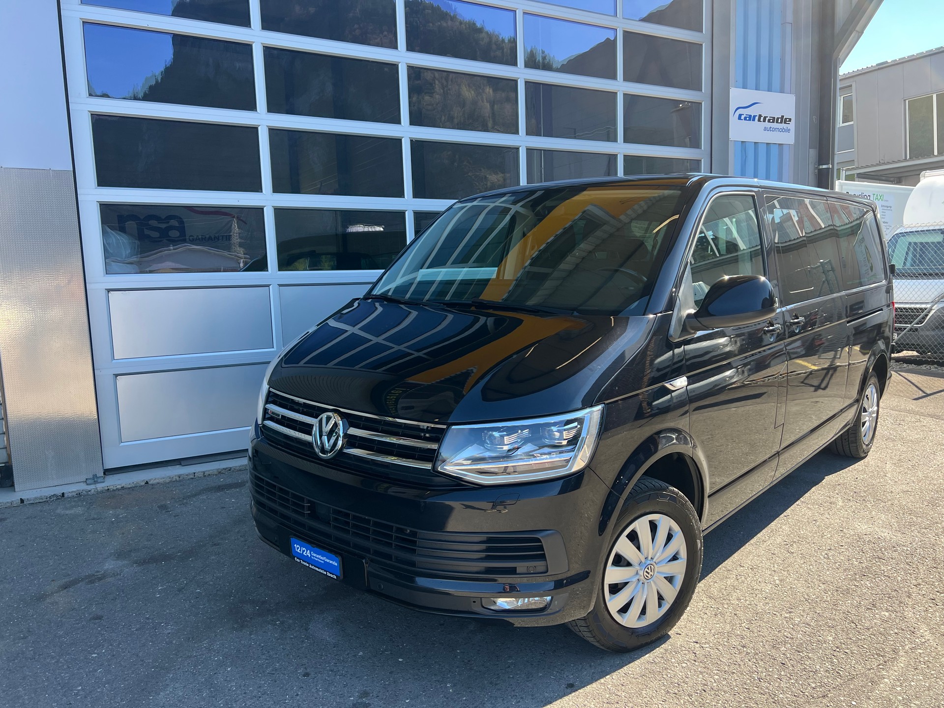 VW T6 Caravelle 2.0 TDI PS 150 4x4 DSG Langversion ** 9 Sitze * AHK 2500kg. * Navi * ab MFK * 1 Jahr Garantie möglich **