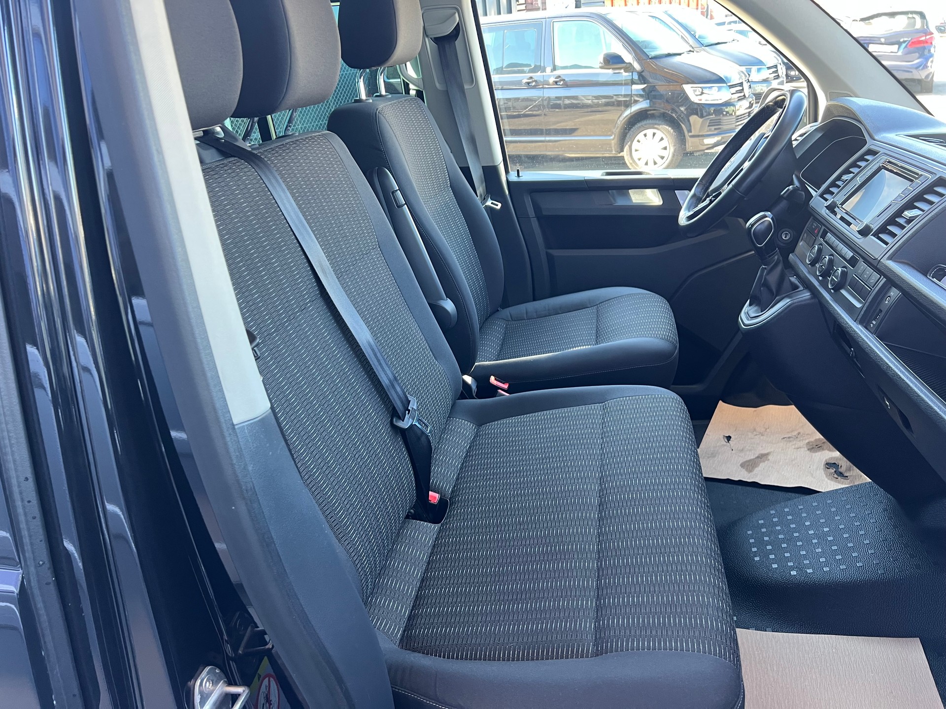 VW T6 Caravelle 2.0 TDI PS 150 4x4 DSG Langversion ** 9 Sitze * AHK 2500kg. * Navi * ab MFK * 1 Jahr Garantie möglich **-image-13