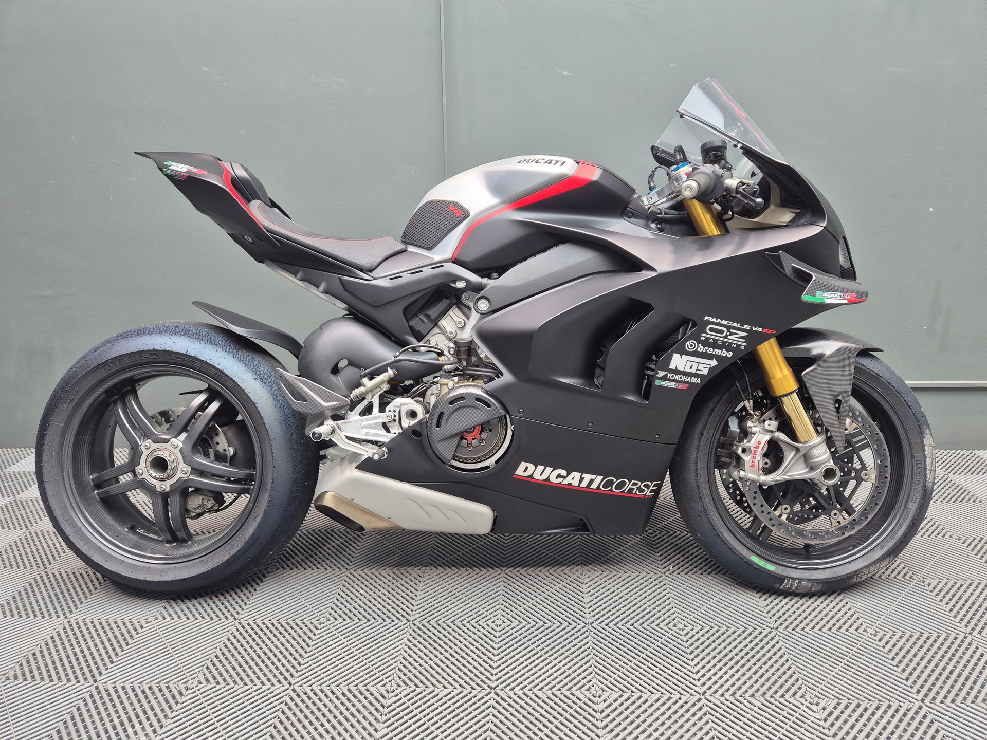 DUCATI Panigale V4 SP-image-2