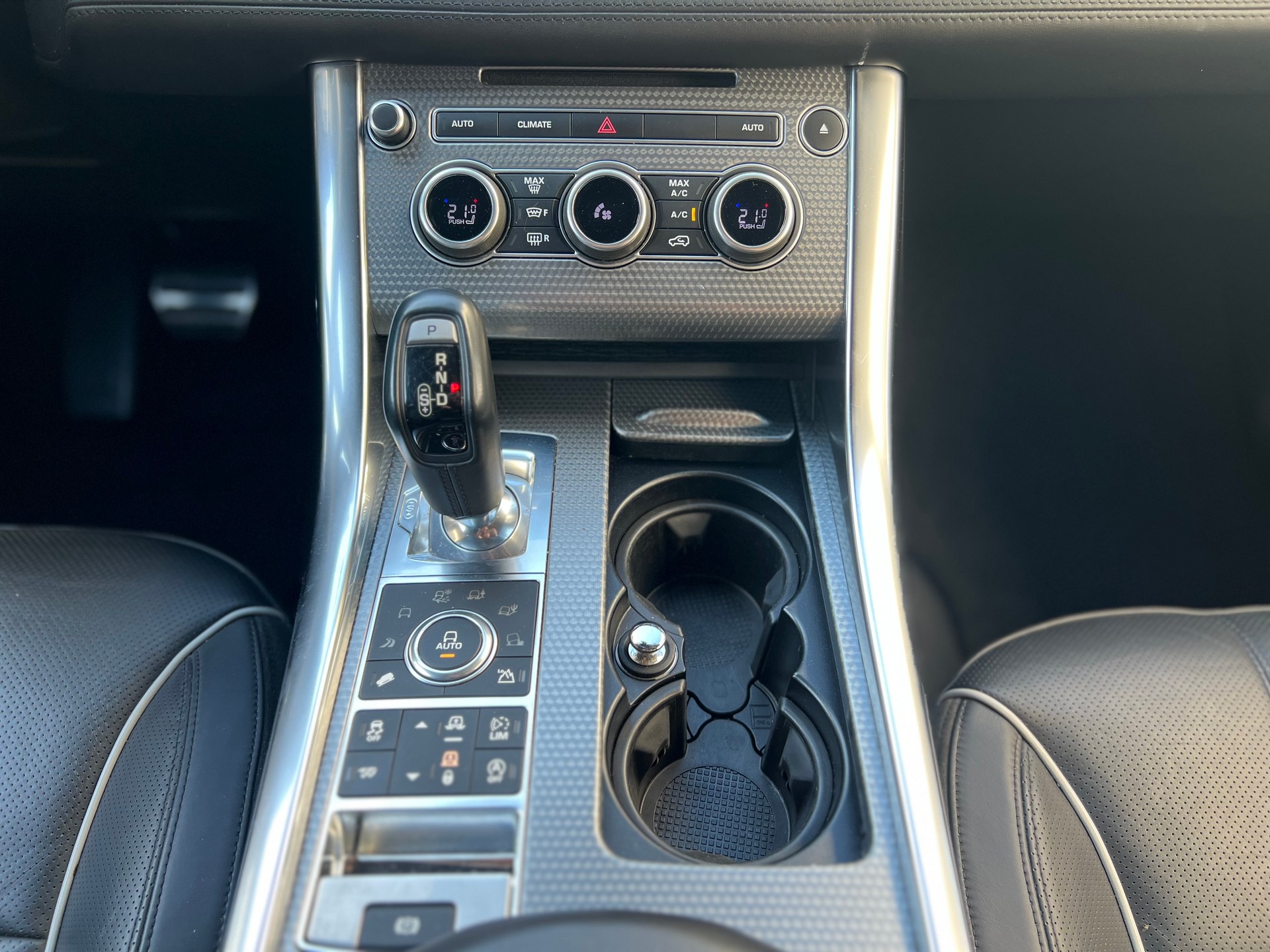 LAND ROVER Range Rover Sport 5.0 V8 SVR-image-20