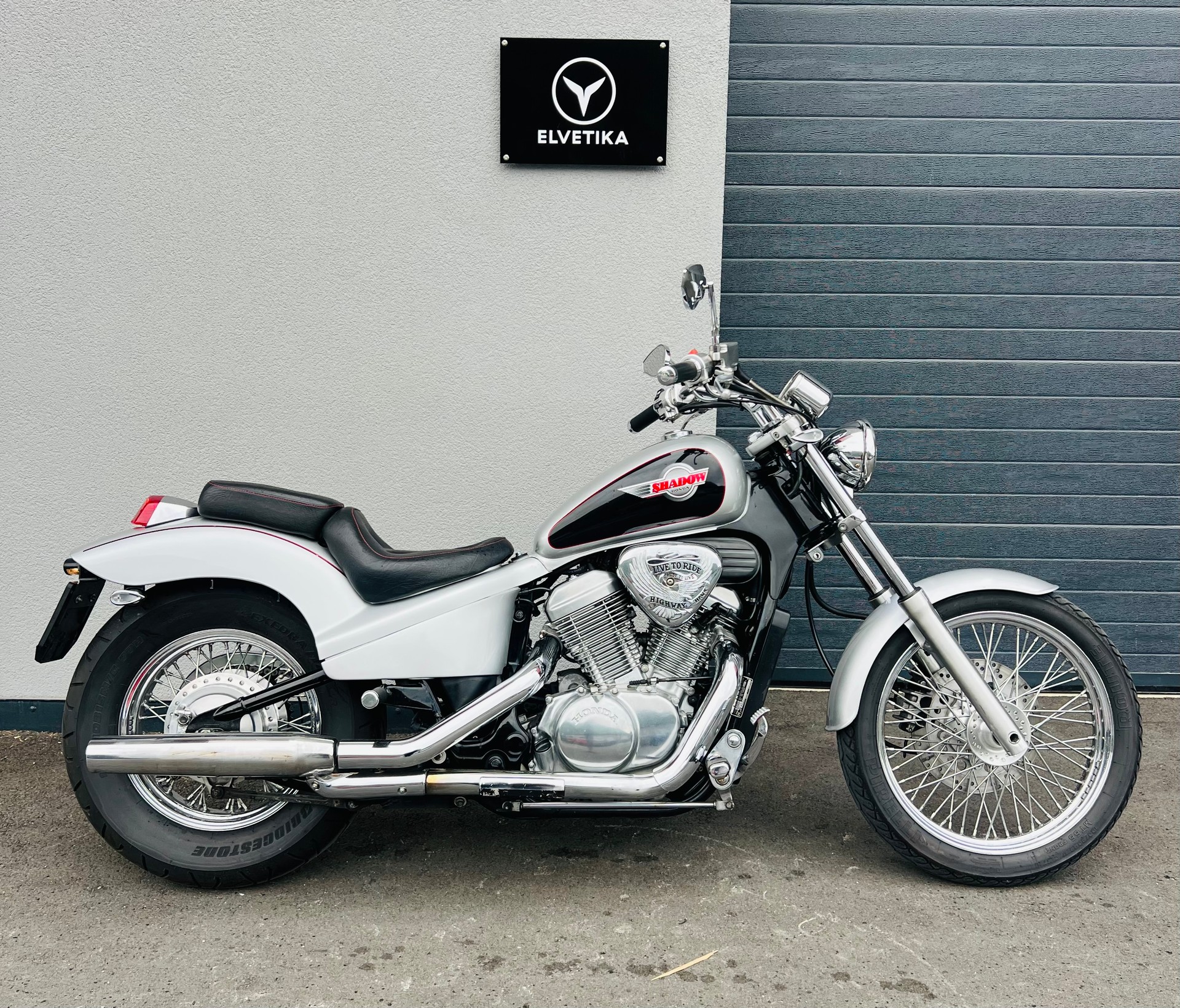 HONDA VT 600 C P-V Shadow-image-0