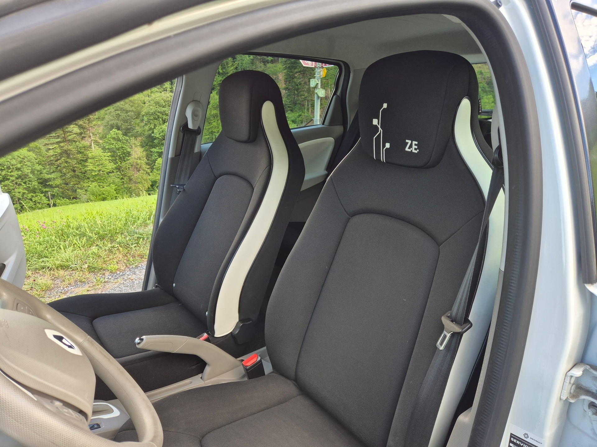 RENAULT R240 Life-image-6