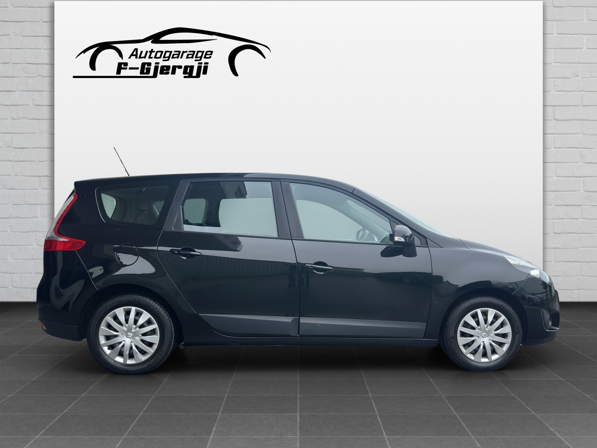 RENAULT Grand Scénic 1.4 16V Turbo Expression-image-6