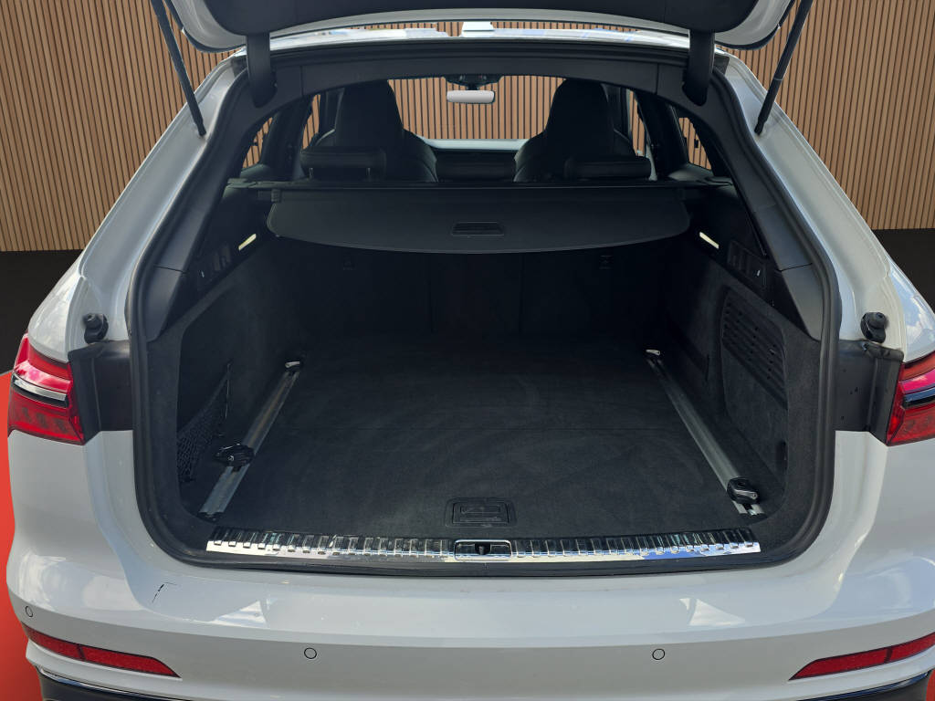 AUDI S6 Avant 3.0 V6 TDI quattro T-Tronic-image-14