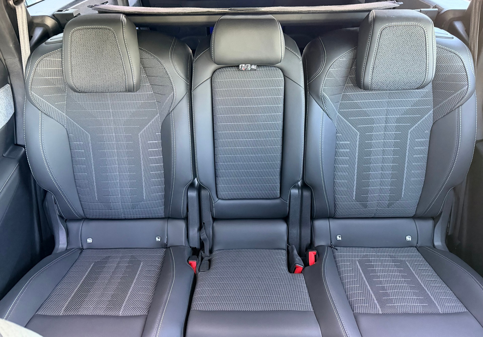 PEUGEOT 5008 145 Hybrid e-DCS6 GT-image-14
