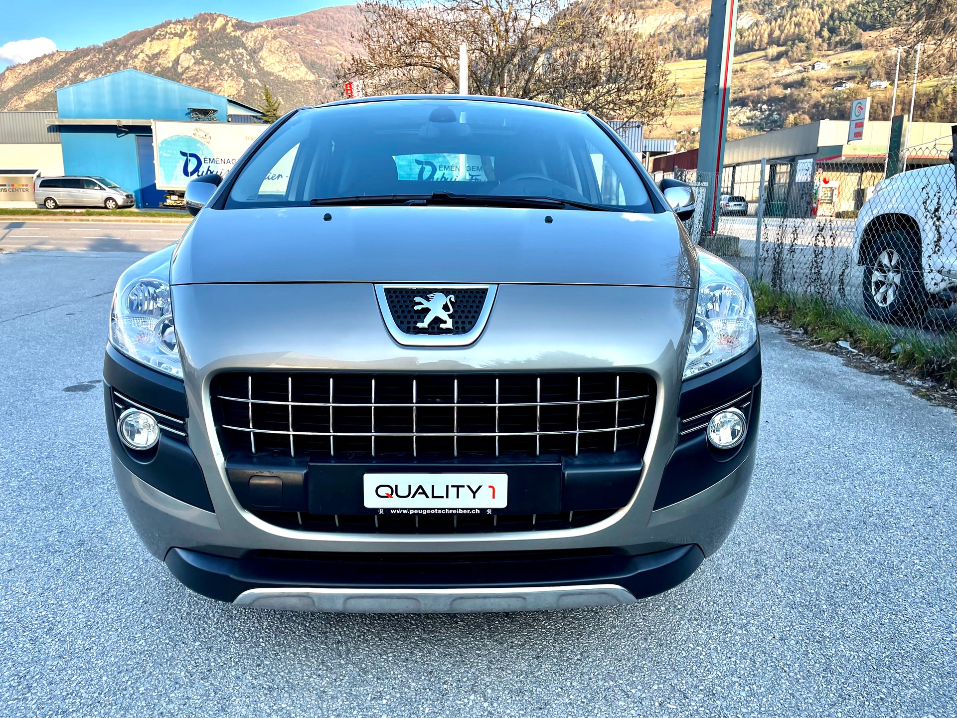 PEUGEOT 3008 1.6 16V T Allure Tiptronic-image-13