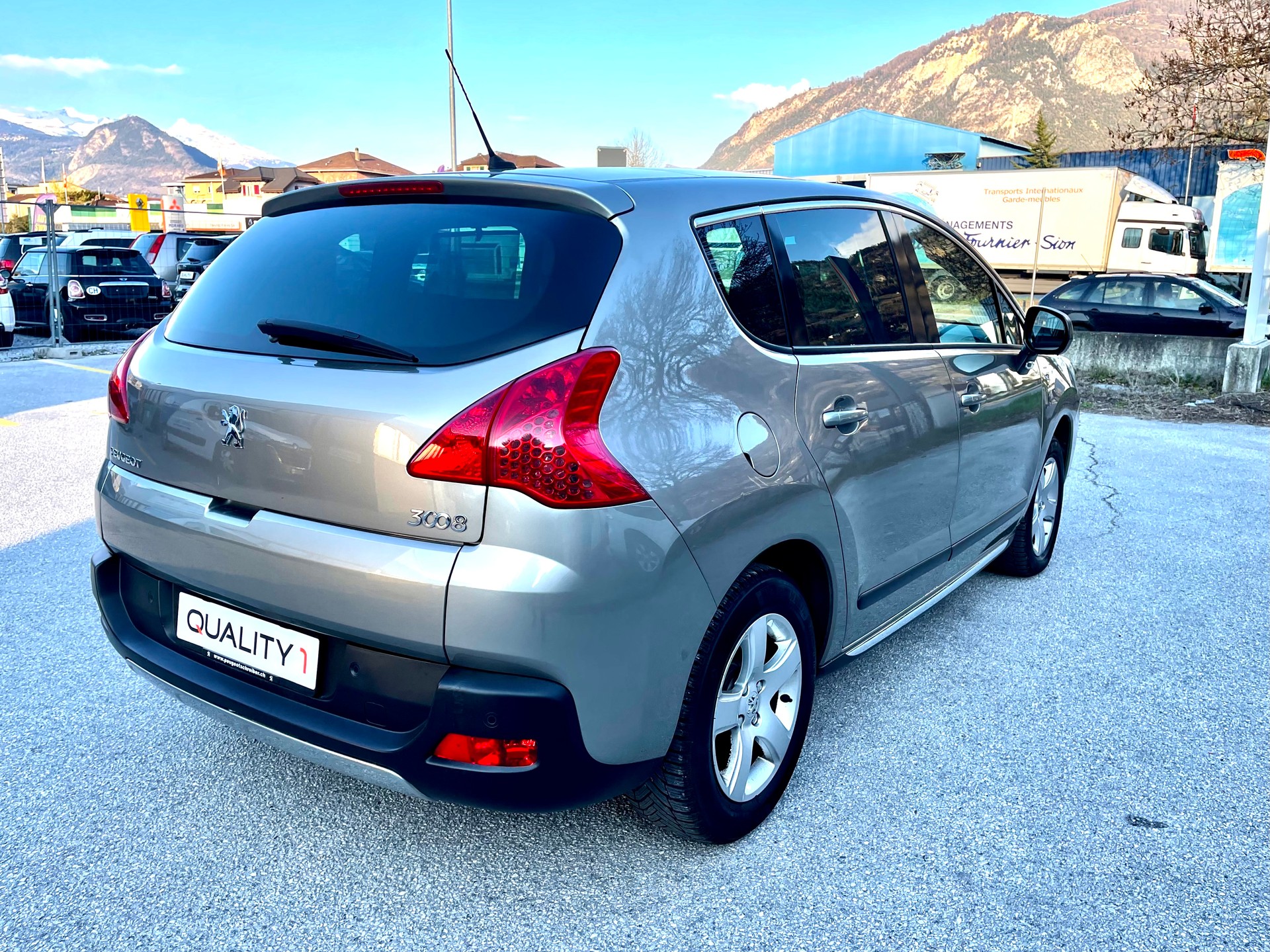 PEUGEOT 3008 1.6 16V T Allure Tiptronic-image-23