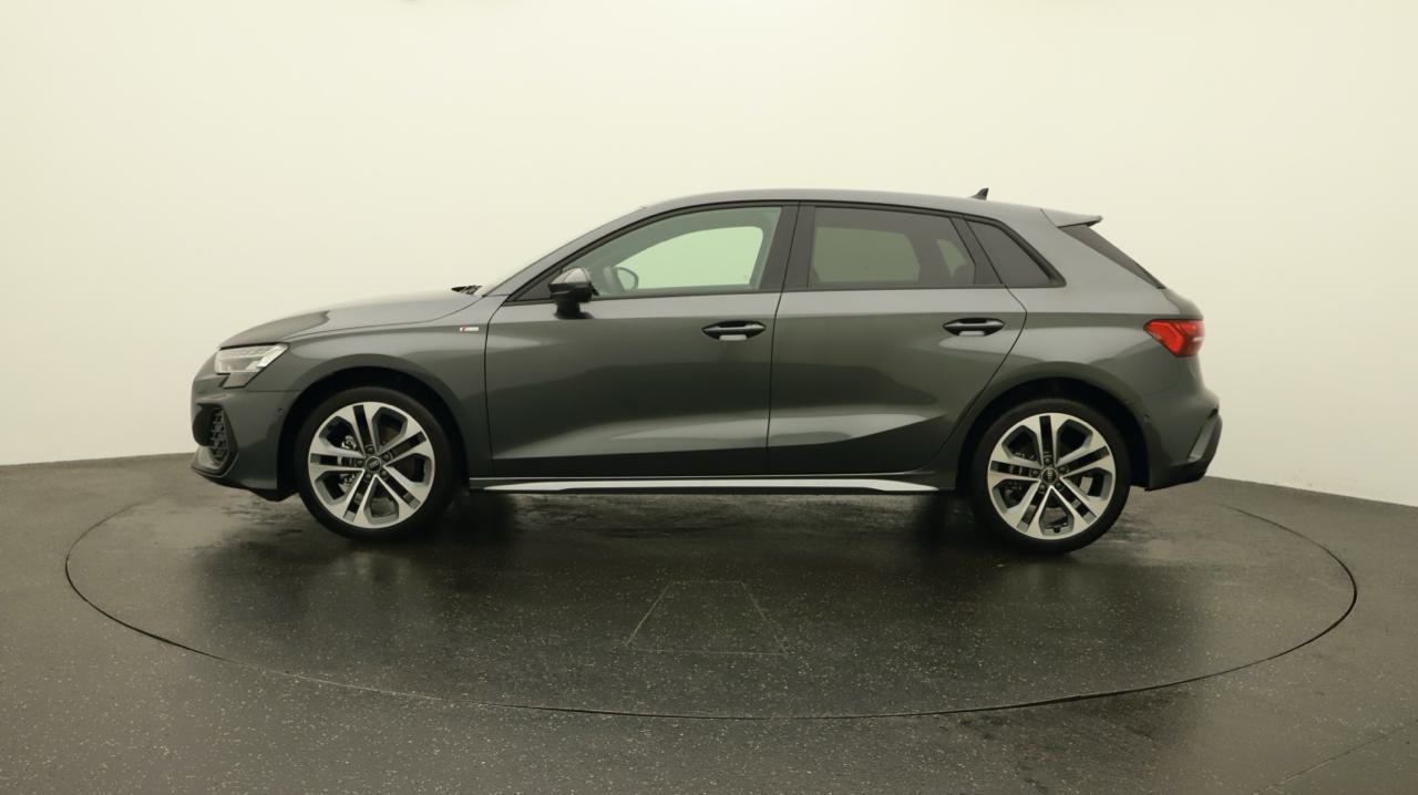 AUDI A3 Sportback TFSI 110 kW S line S tronic-showroom-element-1