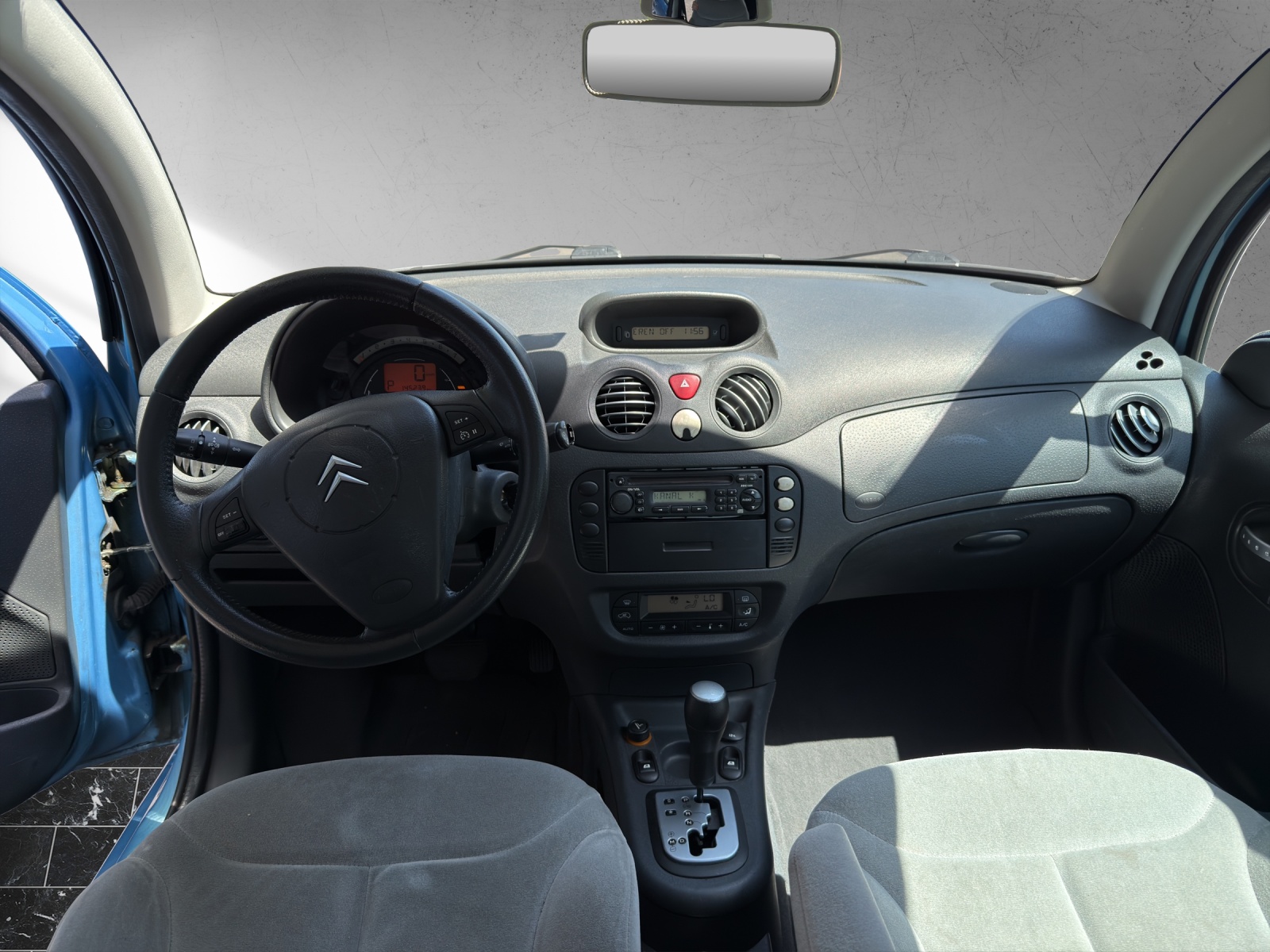 CITROEN C3 1.4i SX Automatic-image-9