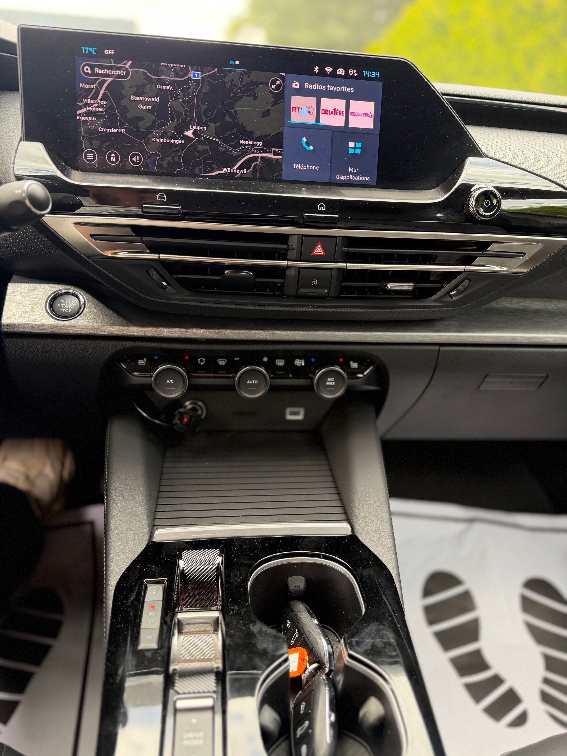 CITROEN C5 X 1.2i PureTech Swiss Edition EAT8-image-10