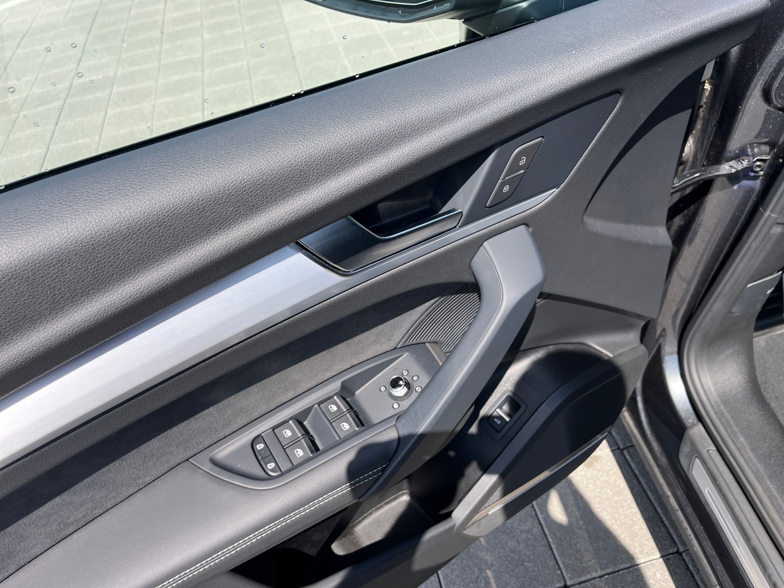 AUDI Q5 40 TDI S-line quattro S-tronic-image-10