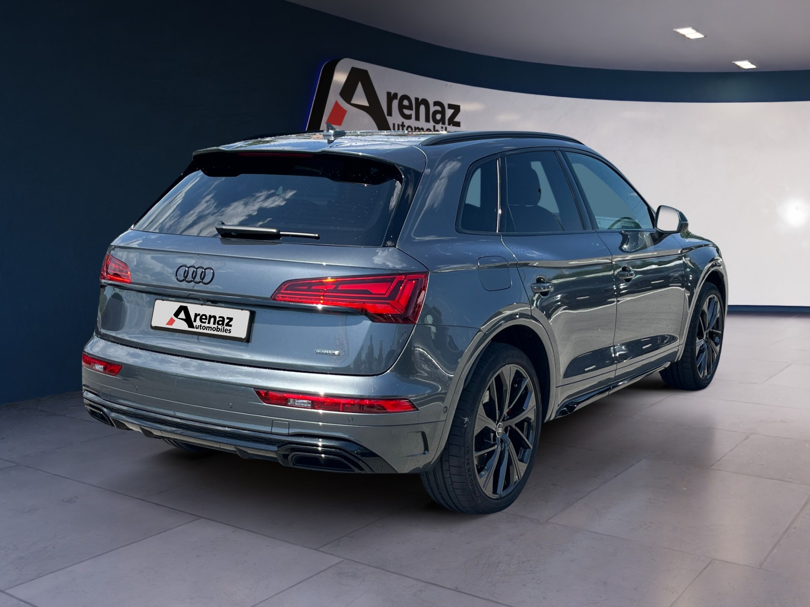 AUDI Q5 40 TDI S-line quattro S-tronic-image-4