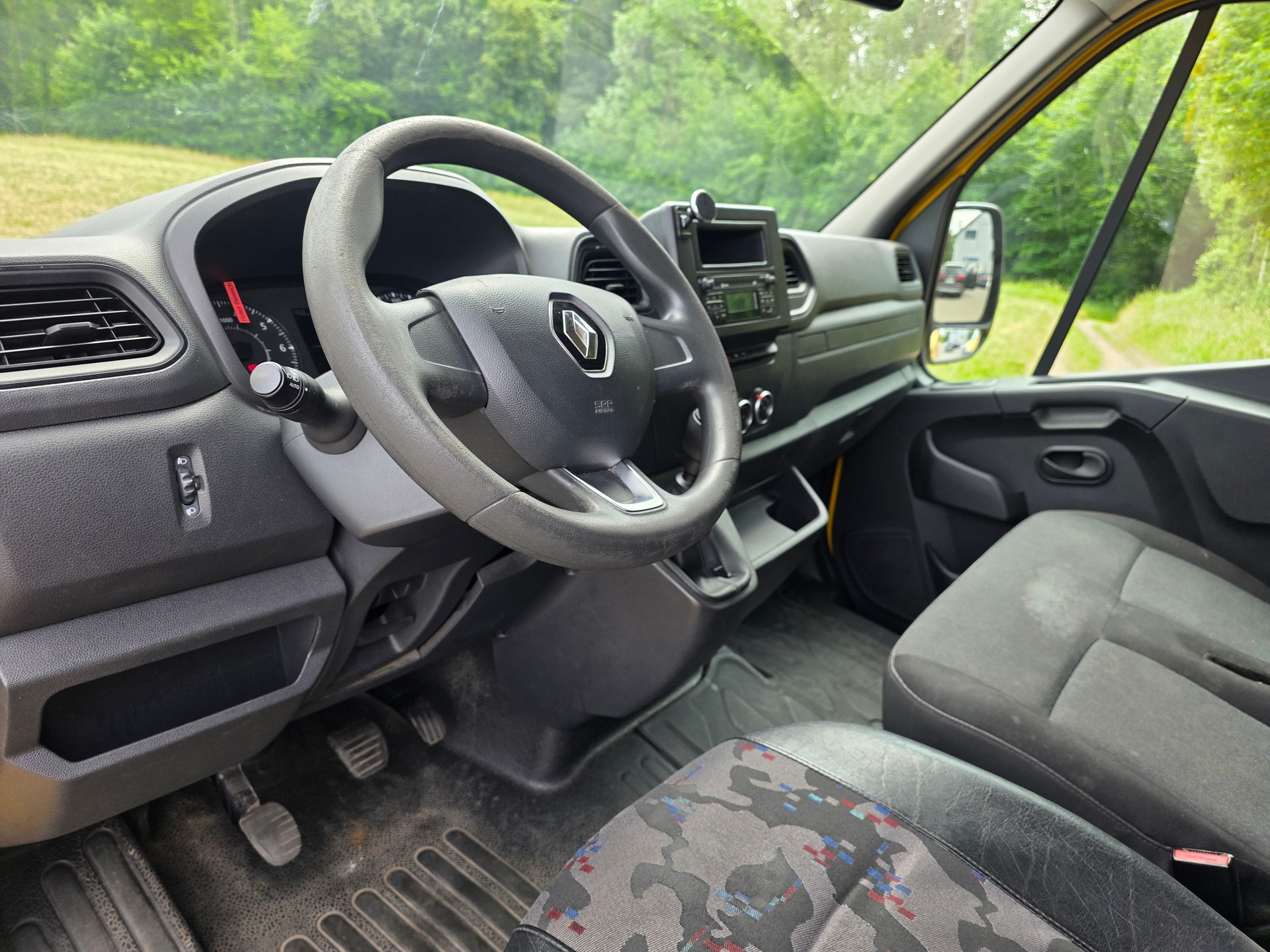RENAULT Master T35 2.3dCi 135 L3H3-image-12