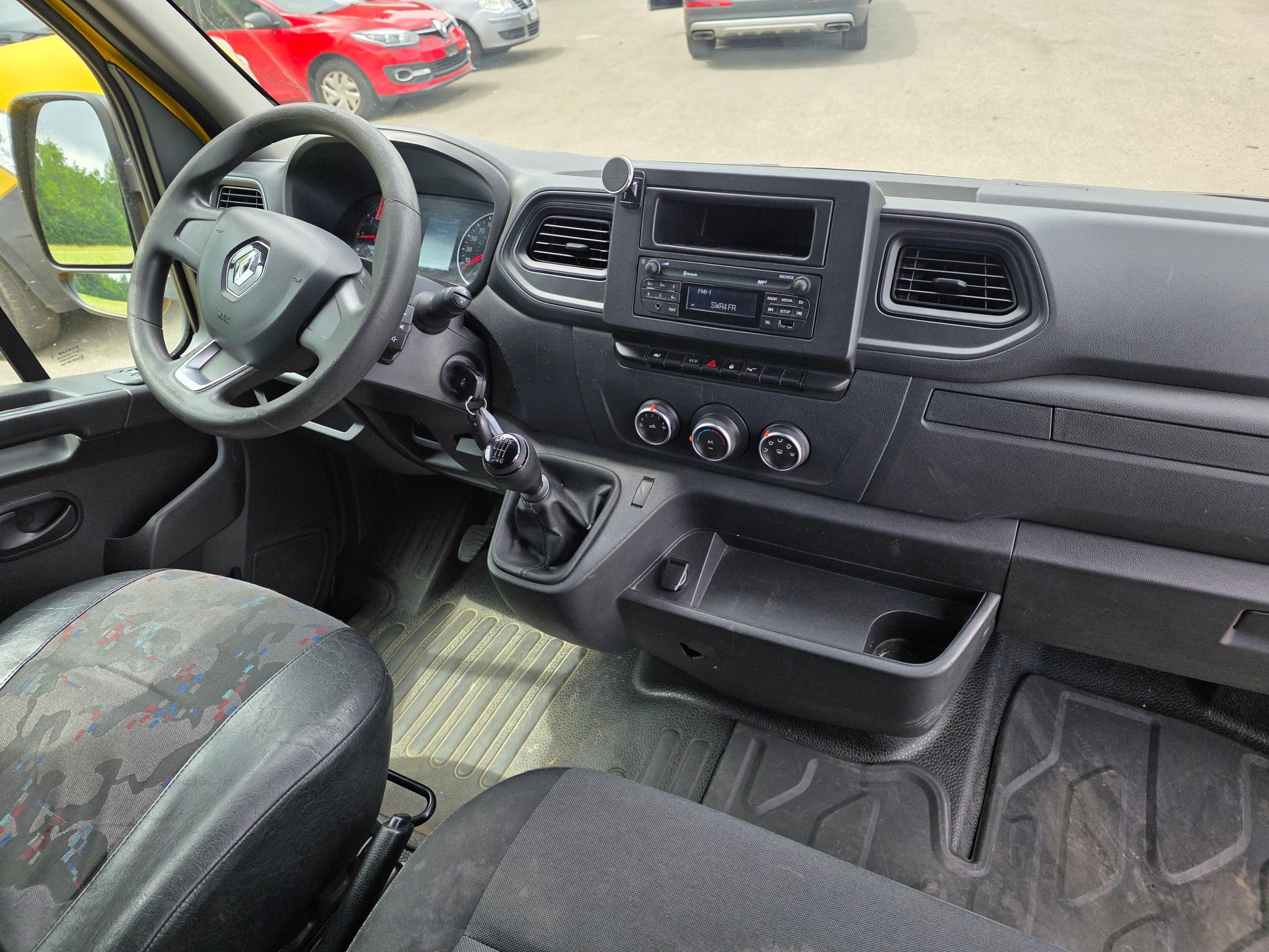 RENAULT Master T35 2.3dCi 135 L3H3-image-14