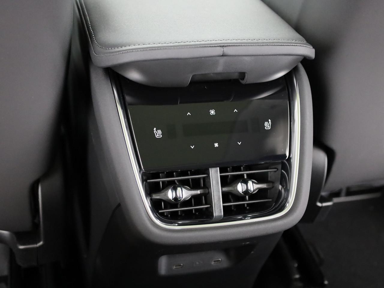 VOLVO EX90 Twin Plus AWD-image-19