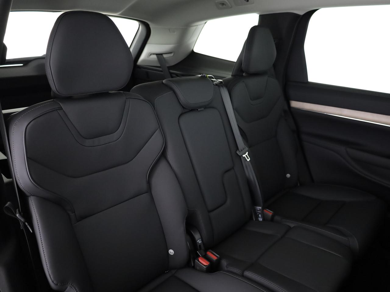 VOLVO EX90 Twin Plus AWD-image-11