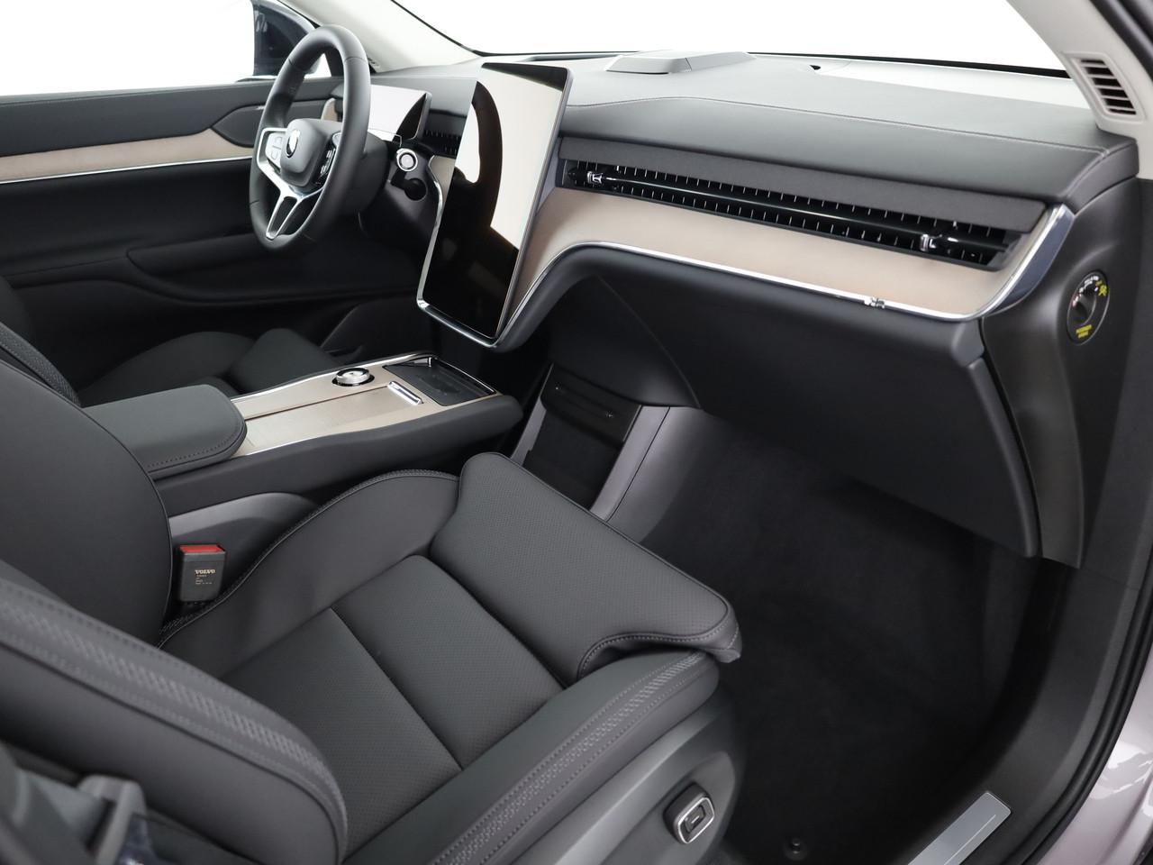 VOLVO EX90 Twin Plus AWD-image-8