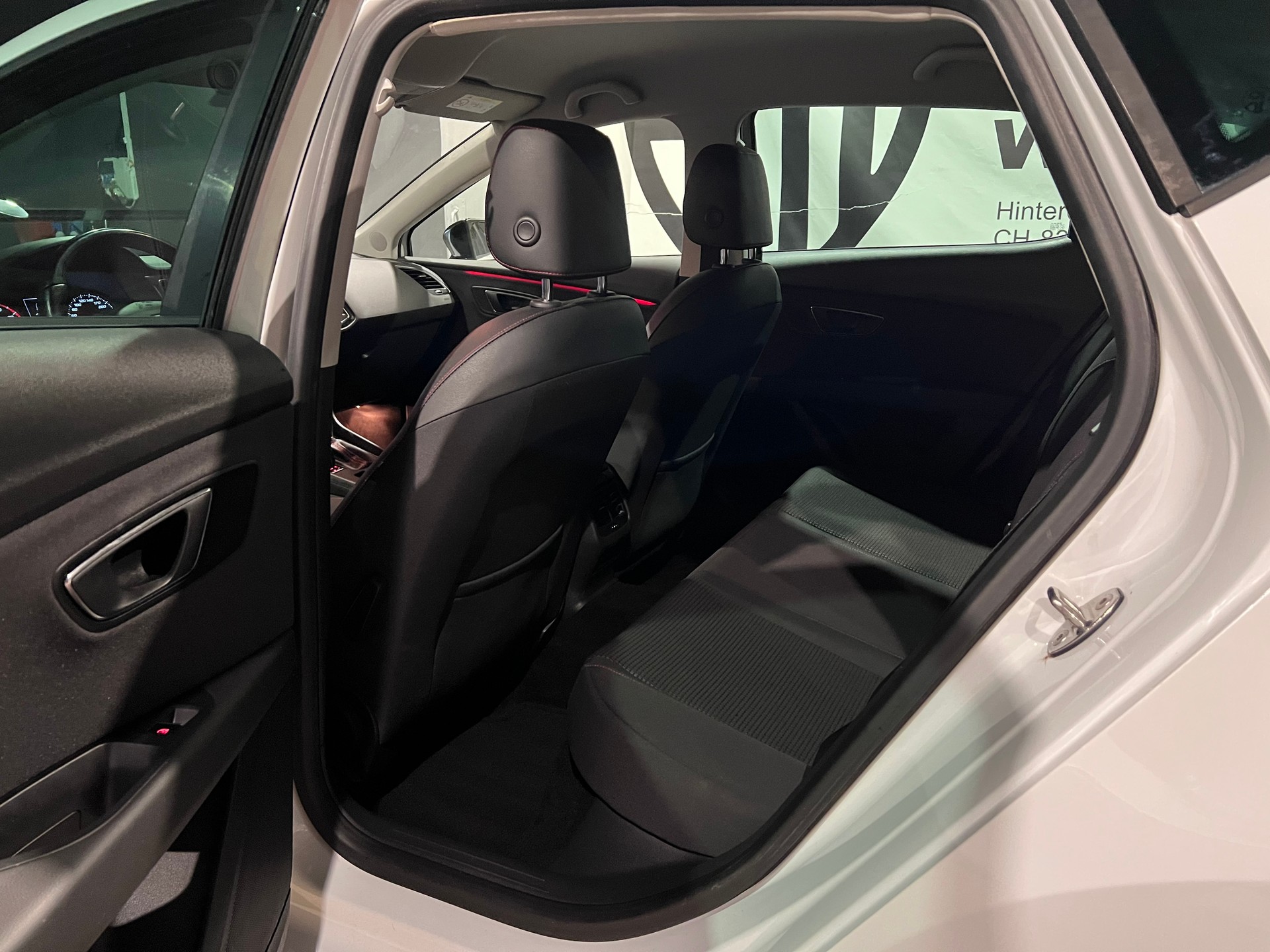 SEAT Leon 1.8 TSI FR Line DSG-image-14