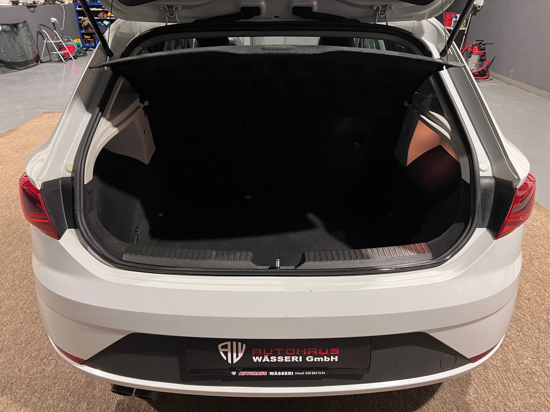 SEAT Leon 1.8 TSI FR Line DSG-image-4