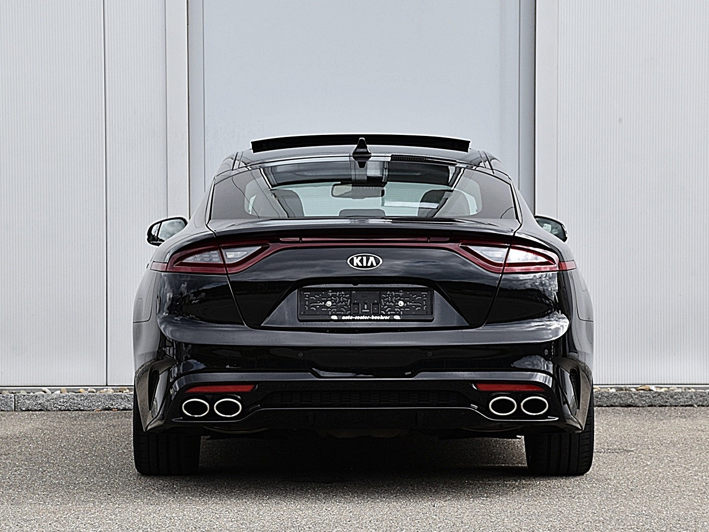 KIA Stinger 3.3 T-GDi GT Automat AWD-image-5
