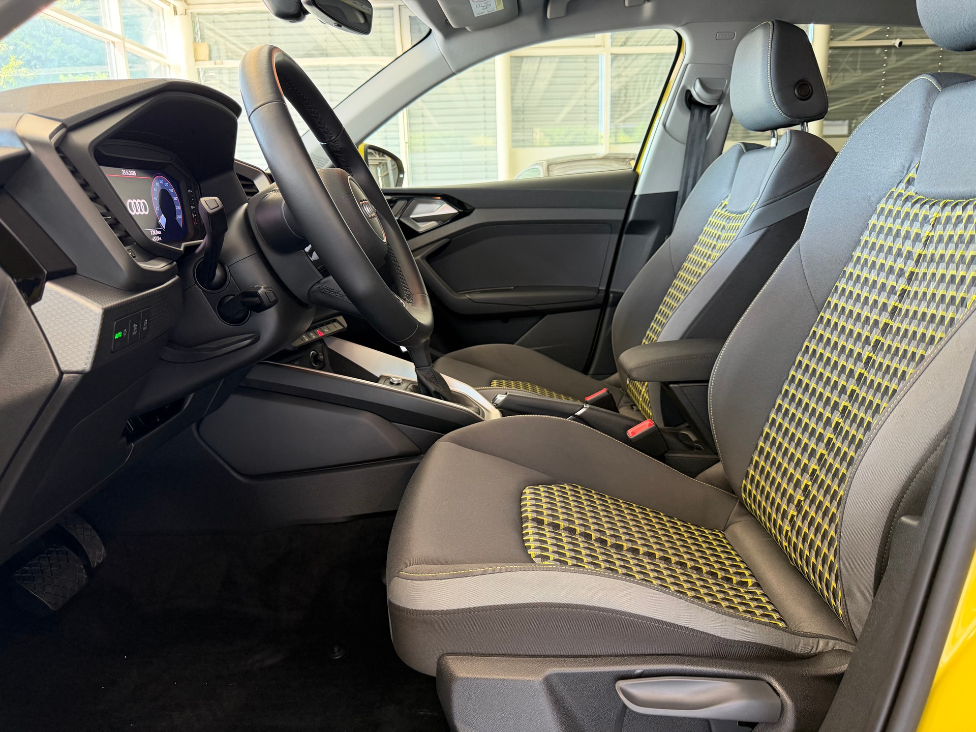 AUDI A1 Sportback 35 TFSI advanced | CH Fahrzeug | Technikpaket LED | MMI Navi Plus | Kamera | Virtual Cockpit |-image-10