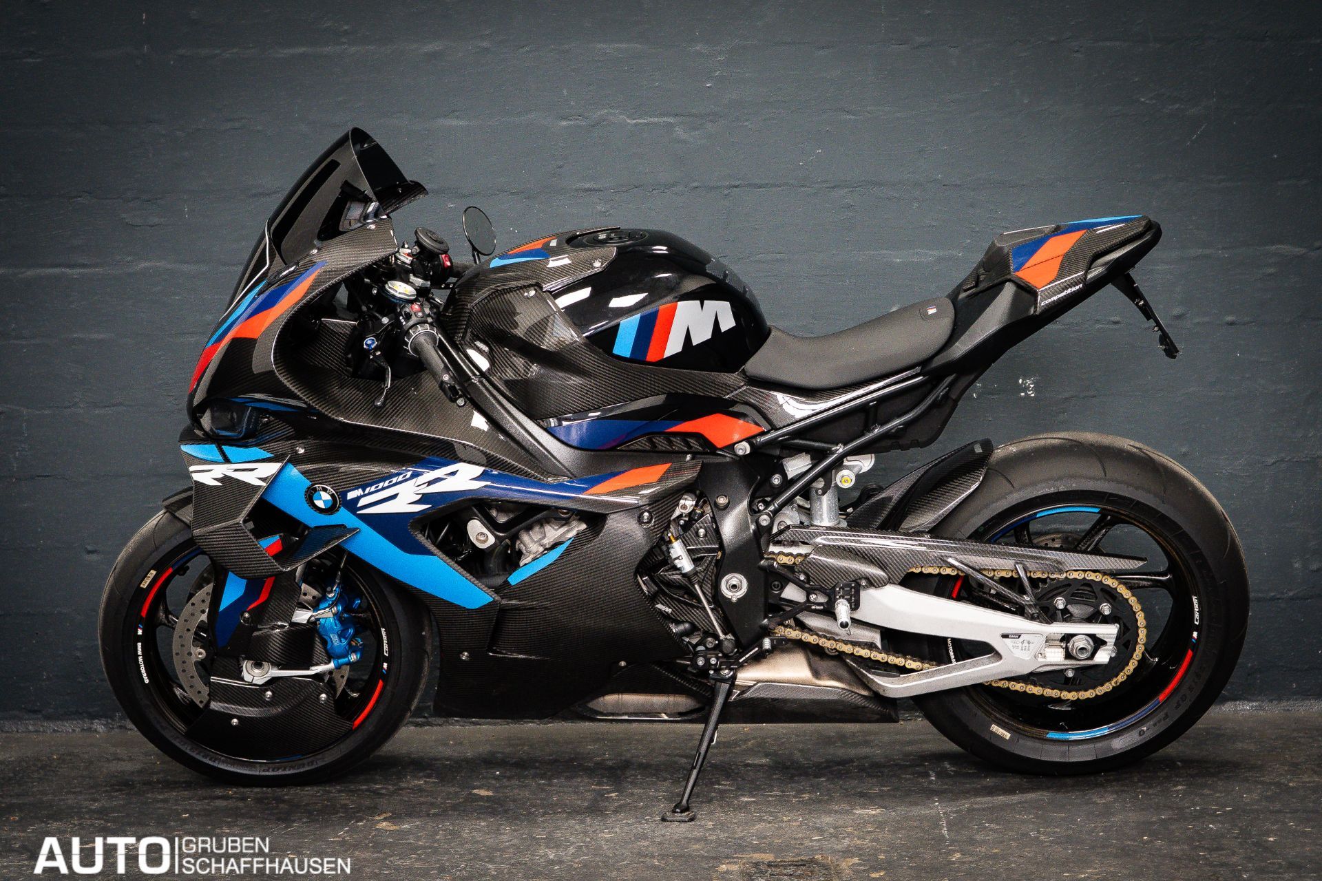 BMW M 1000 RR Competition-image-9