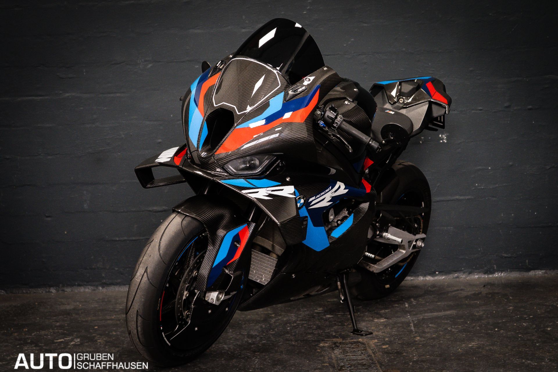 BMW M 1000 RR Competition-image-10