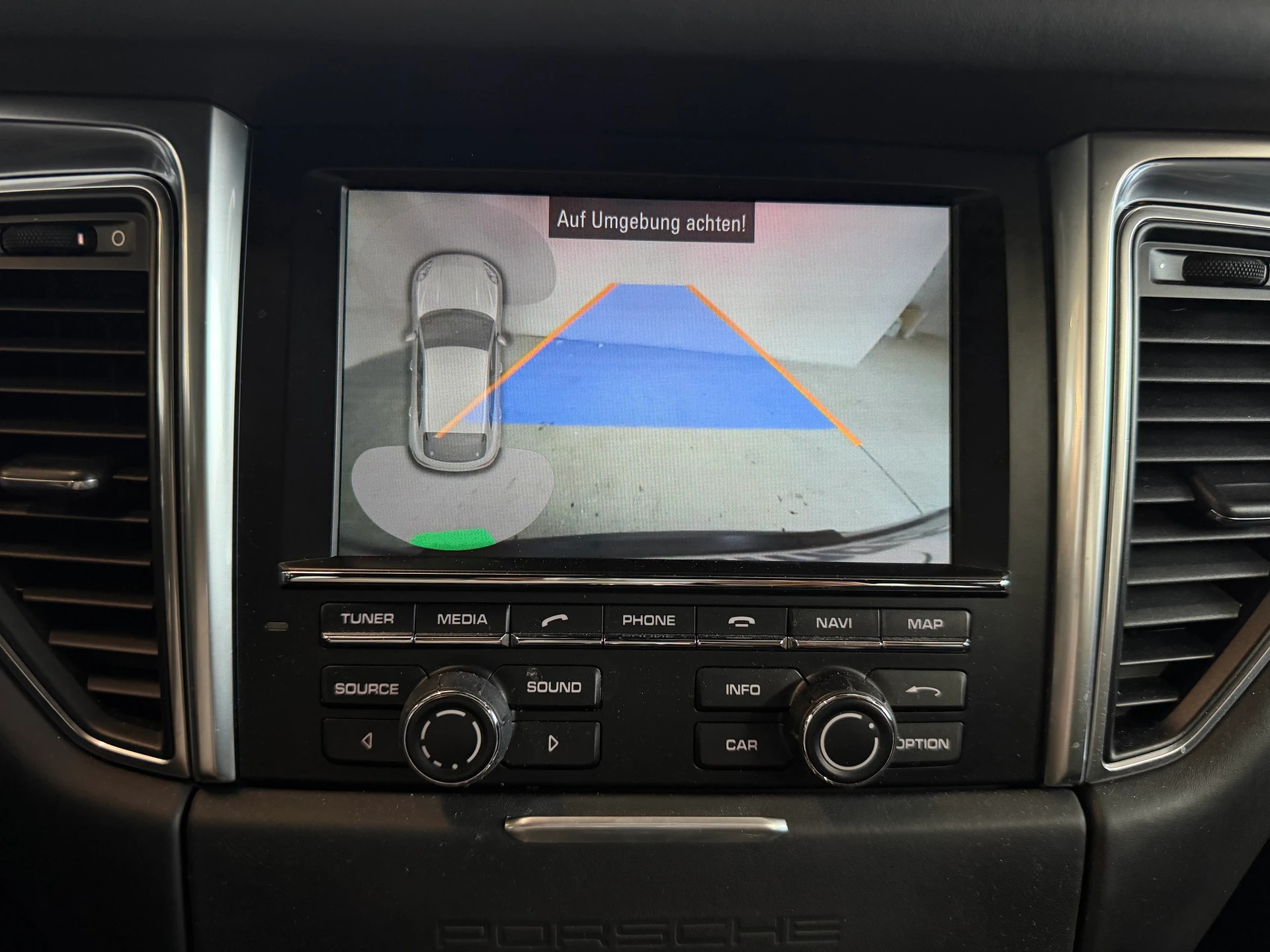 PORSCHE Macan S PDK | CH-Auto | Frisch MFK | AHK 2.3t. | DAB+ | RF-Kamera-image-15