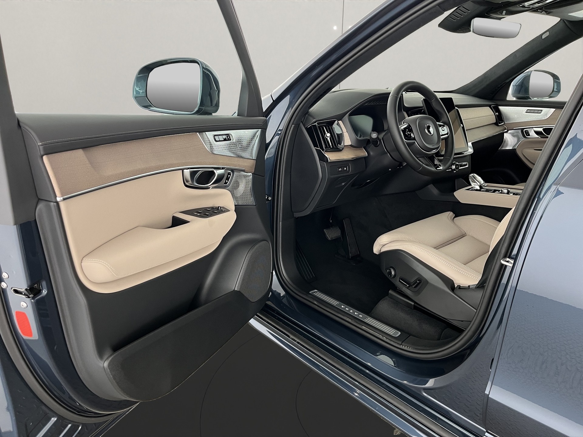 VOLVO XC90 2.0 T8 TE Ultra Bright eAWD-image-7