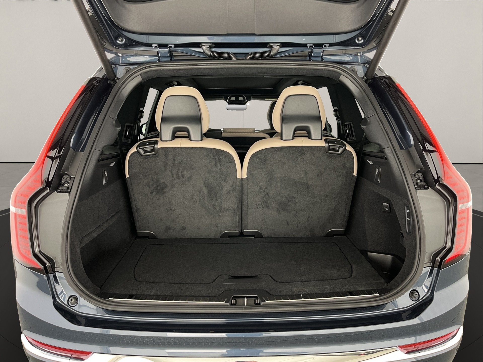 VOLVO XC90 2.0 T8 TE Ultra Bright eAWD-image-5