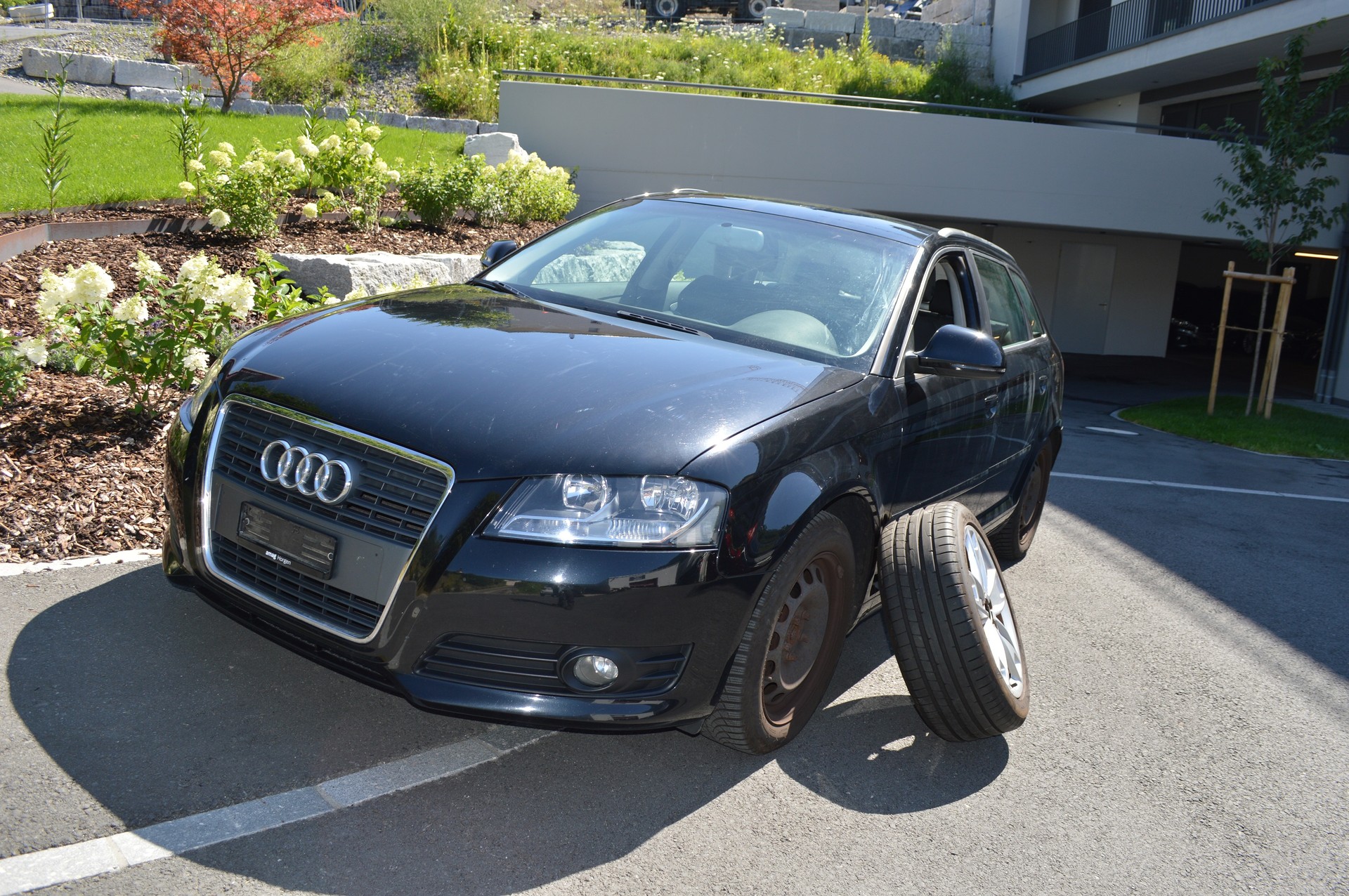 AUDI A3 Sportback 2.0 TDI Ambition-image-2