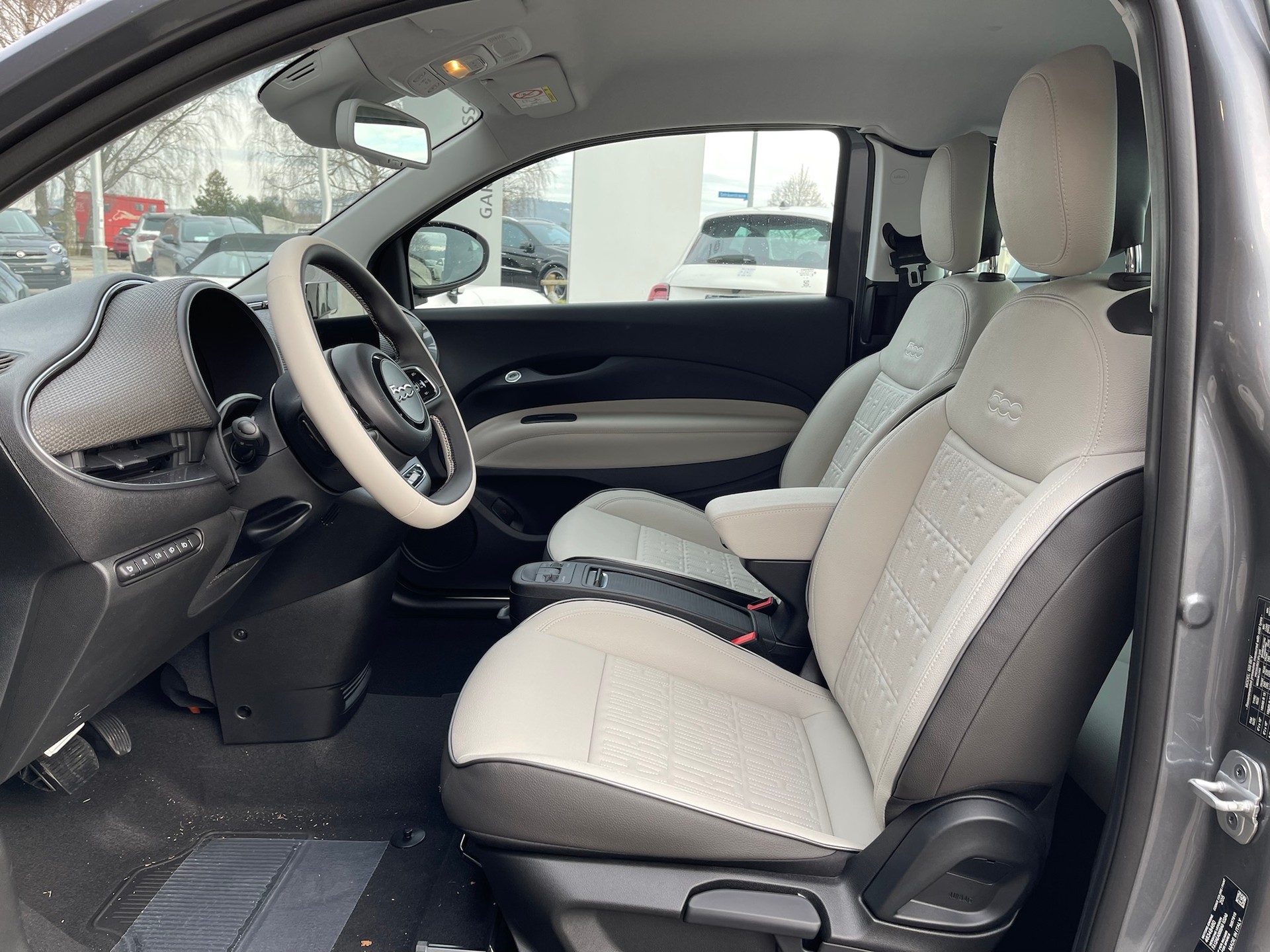 FIAT 500 La Prima 3+1-showroom-element-1